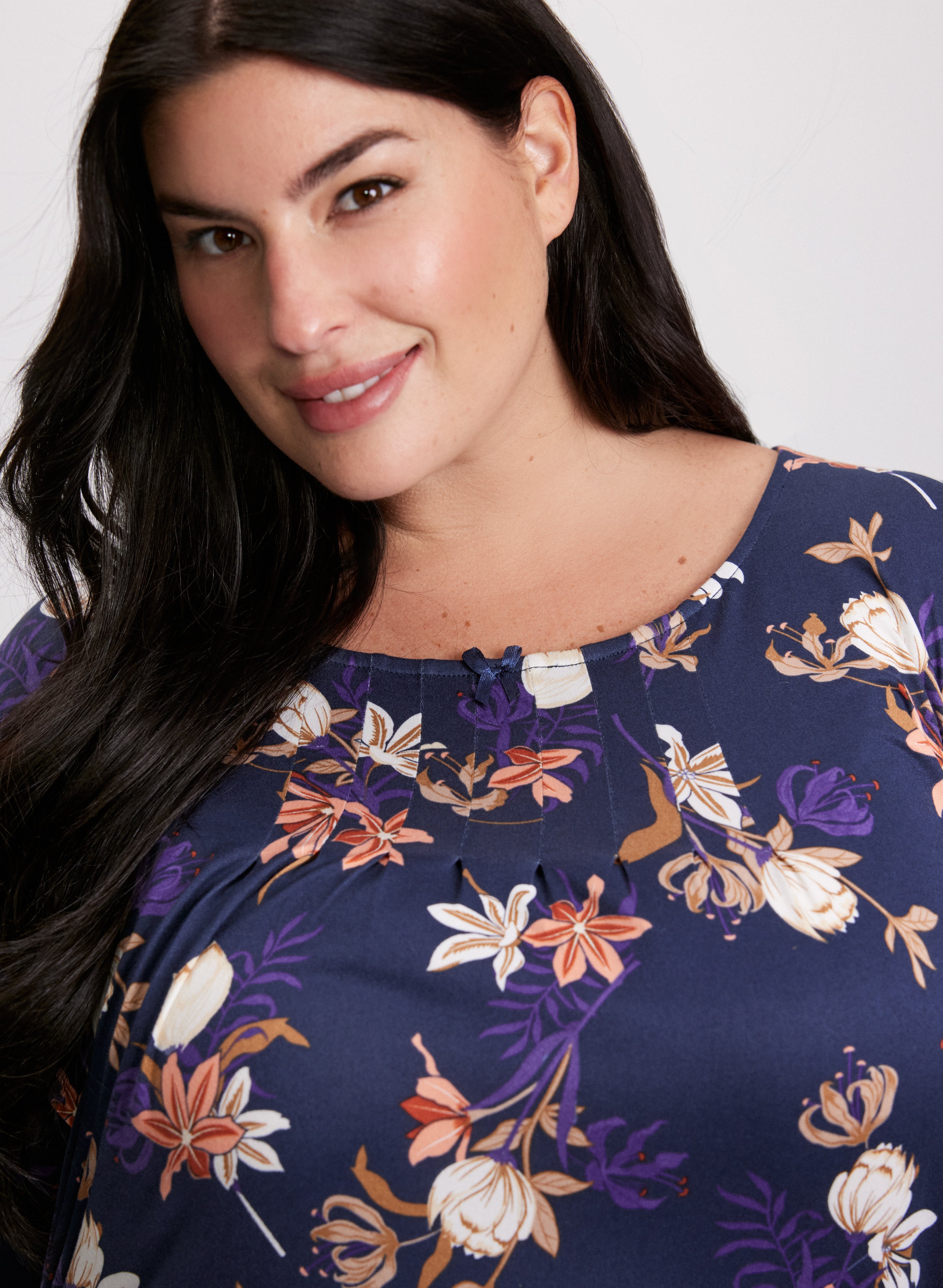 Floral Print Nightgown for Women - Soft & Comfortable Sleepwear - Perfect for Relaxing at Home or Lounging in Bed