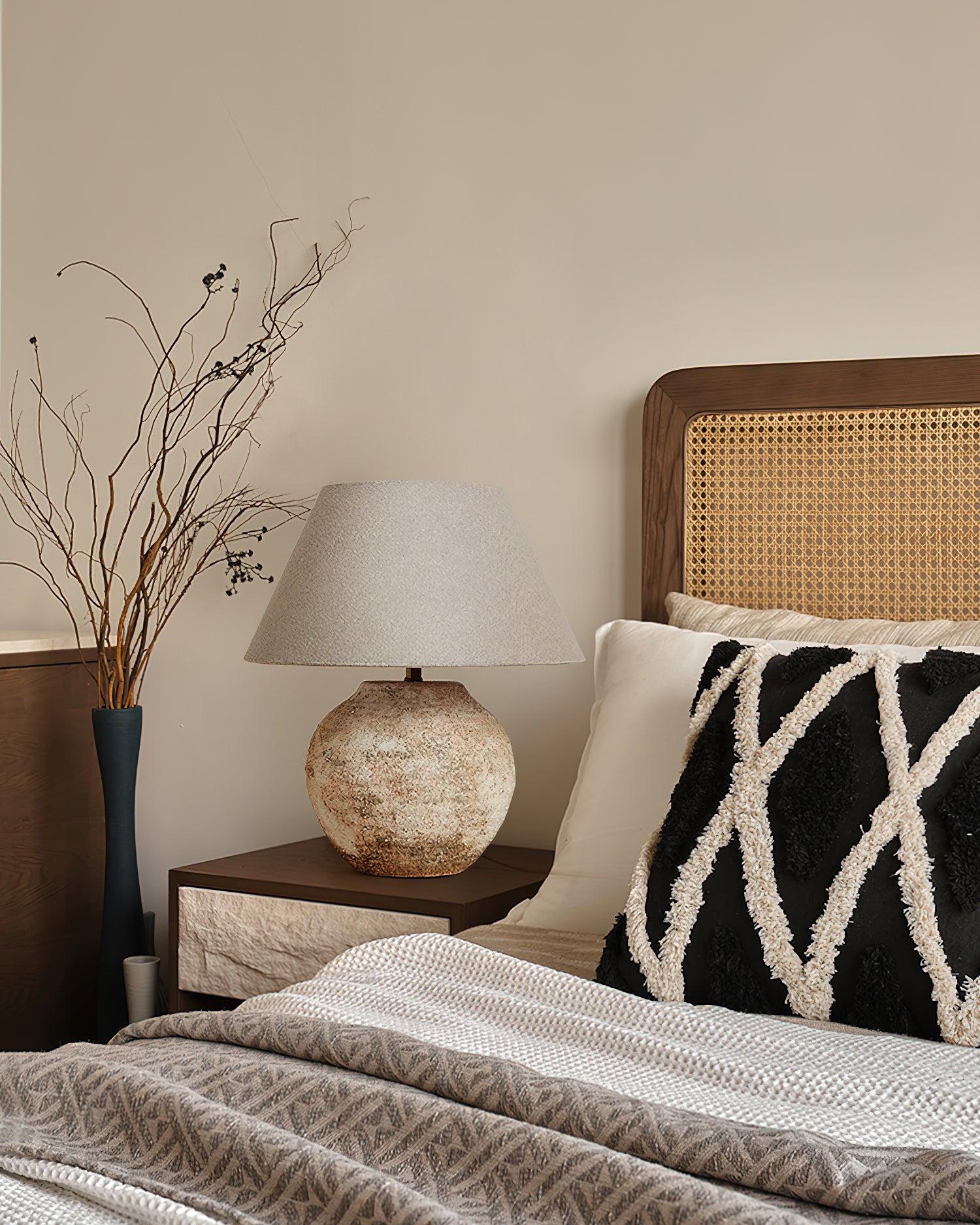 Modern Desert Sand Table Lamp - Minimalist Bedside Lighting for Bedroom, Living Room & Office - Warm Ambient Glow for Relaxation & Reading