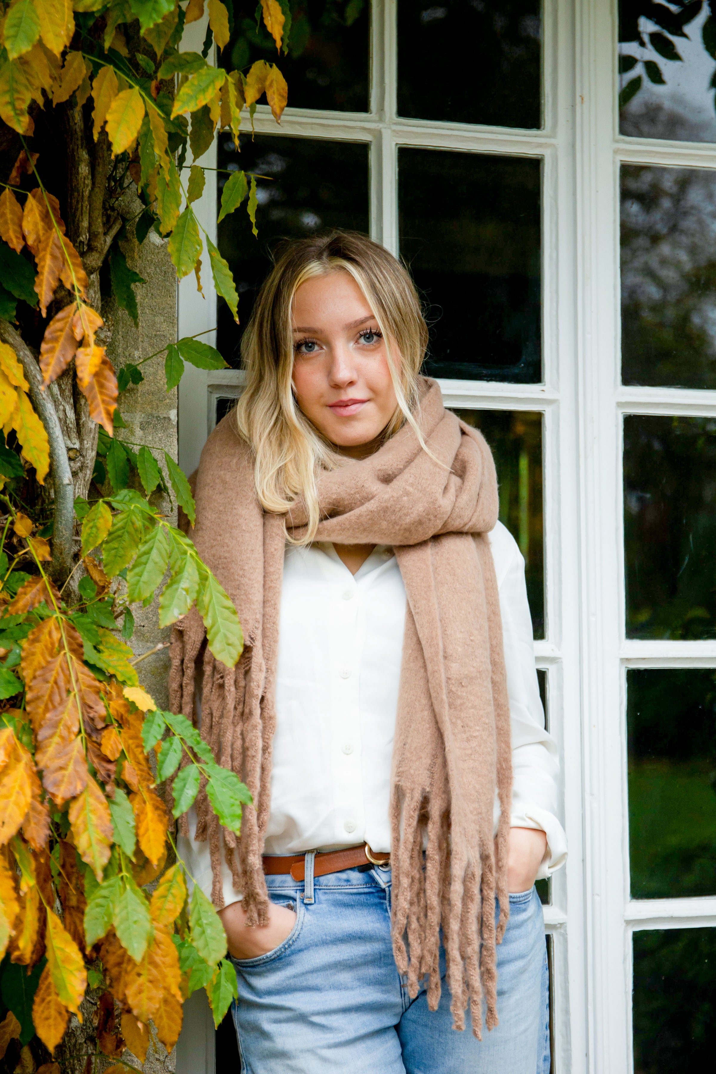 Personalized Fawn Blanket Scarf - Soft Plaid Winter Shawl Wrap for Women - Perfect for Cozy Evenings, Outdoor Adventures & Gift Giving