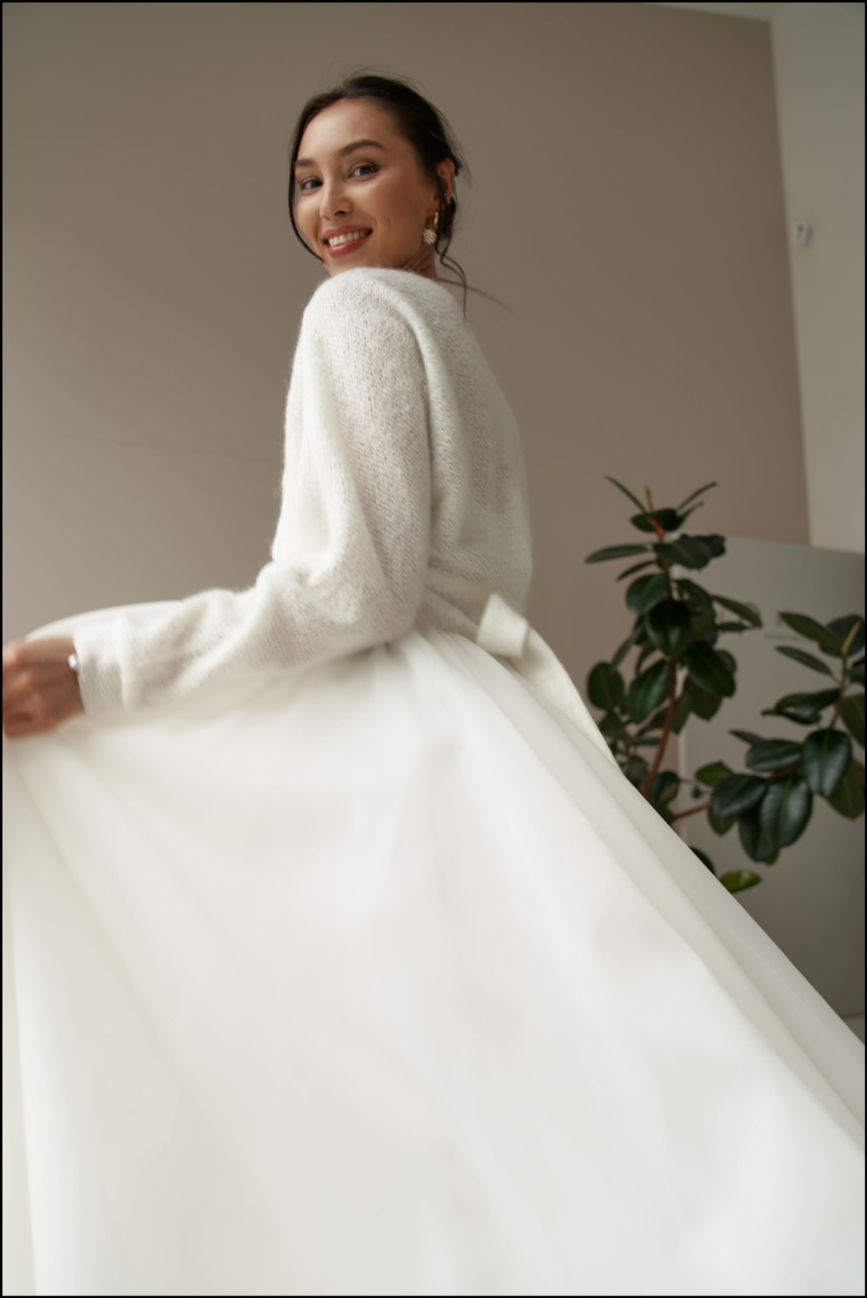 Elegant Ivory Bridal Cardigan with Ties - Cozy Wedding Dress Wrap Sweater for Bride, Chic Knitwear for Bridal Party, Engagement & Outdoor Ceremony (Size S)