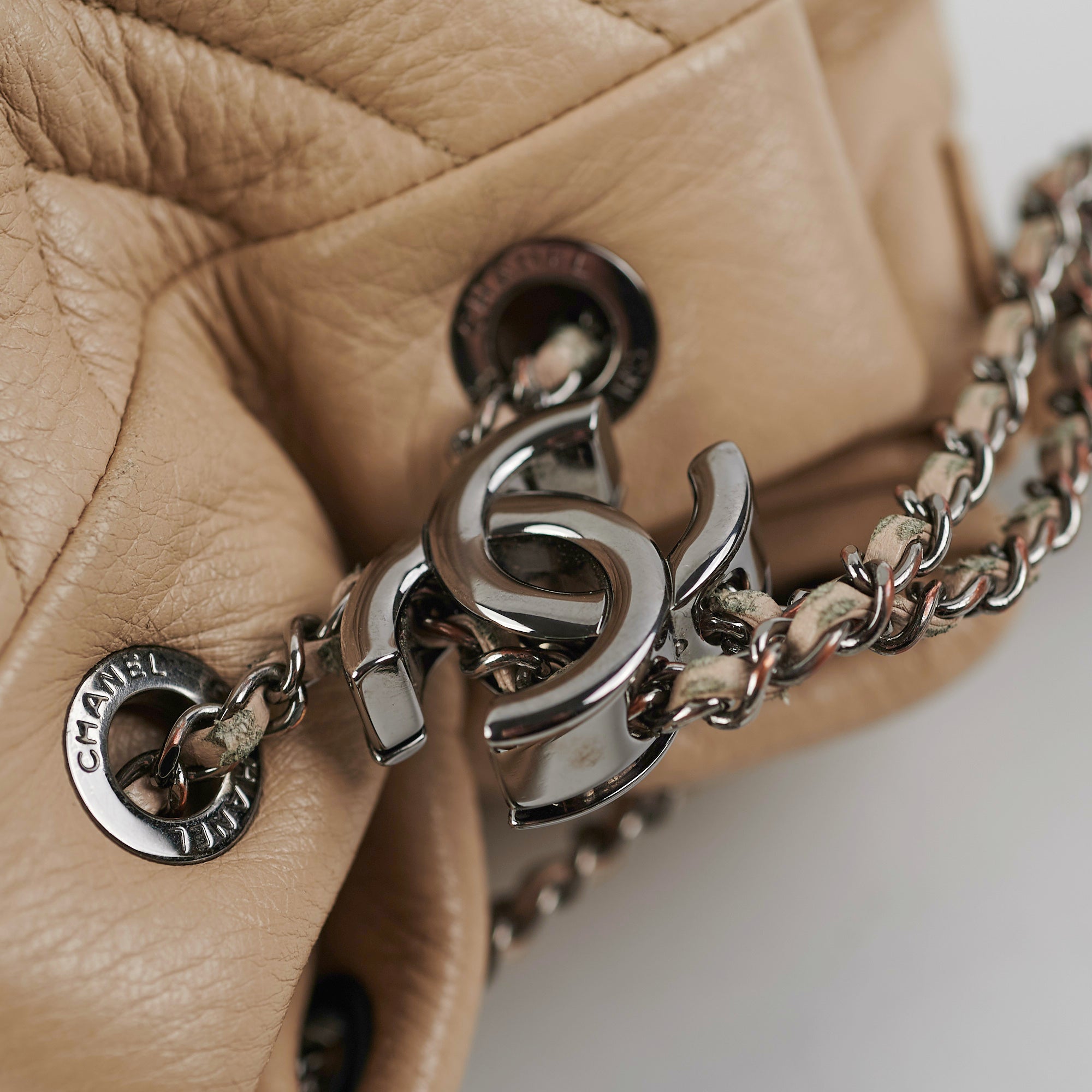 Chanel Chevron Beige Quilted Leather Bucket Bag - Luxury Designer Handbag for Women, Perfect for Everyday Use & Special Occasions