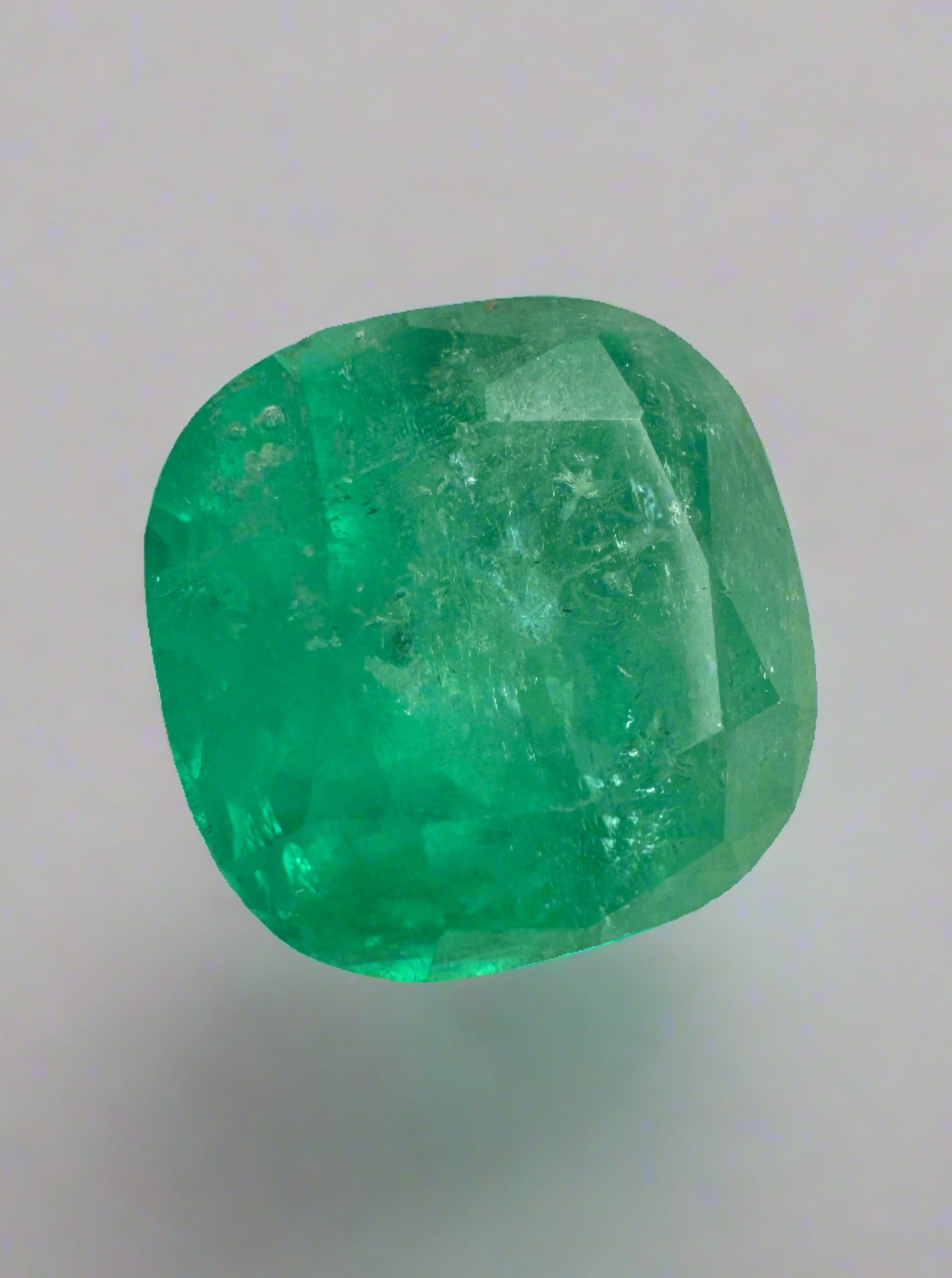 5.95 Carat 10.5x10.5mm Natural Colombian Emerald Loose Gemstone - Cushion Cut Vivid Green for Jewelry Making, Engagement Rings & Luxury Gifts