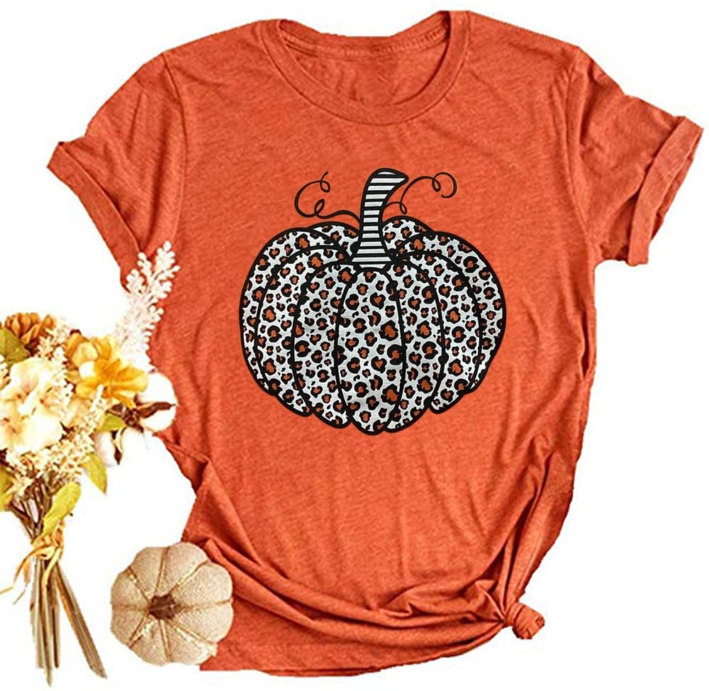 Funny Leopard Pumpkin Printed T-Shirt for Women - Halloween Graphic Tee with Short Sleeves - Cute Fall Tops for Costume Parties, Pumpkin Patch Visits & Autumn Outfits