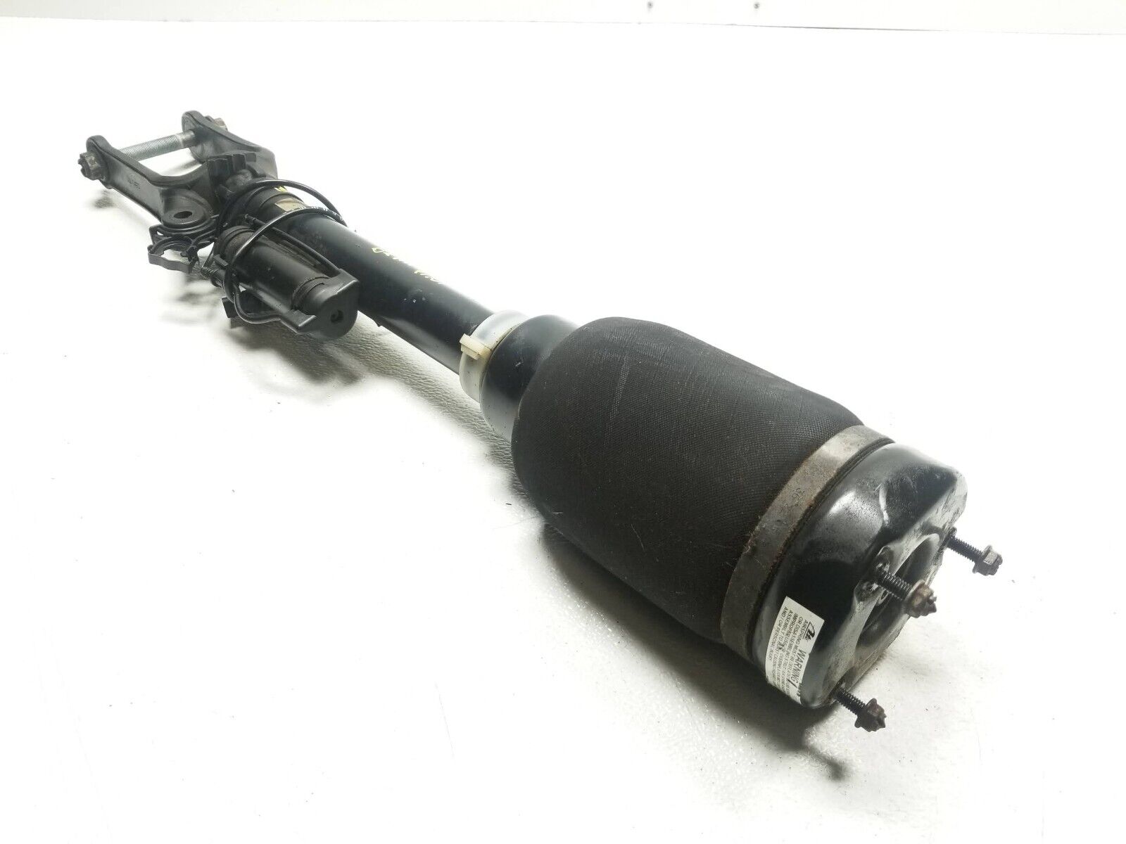 2006-2011 Mercedes ML500 Front Left Shock Strut Absorber Air Suspension OEM Replacement - Perfect for Smooth Rides & Off-Road Adventures