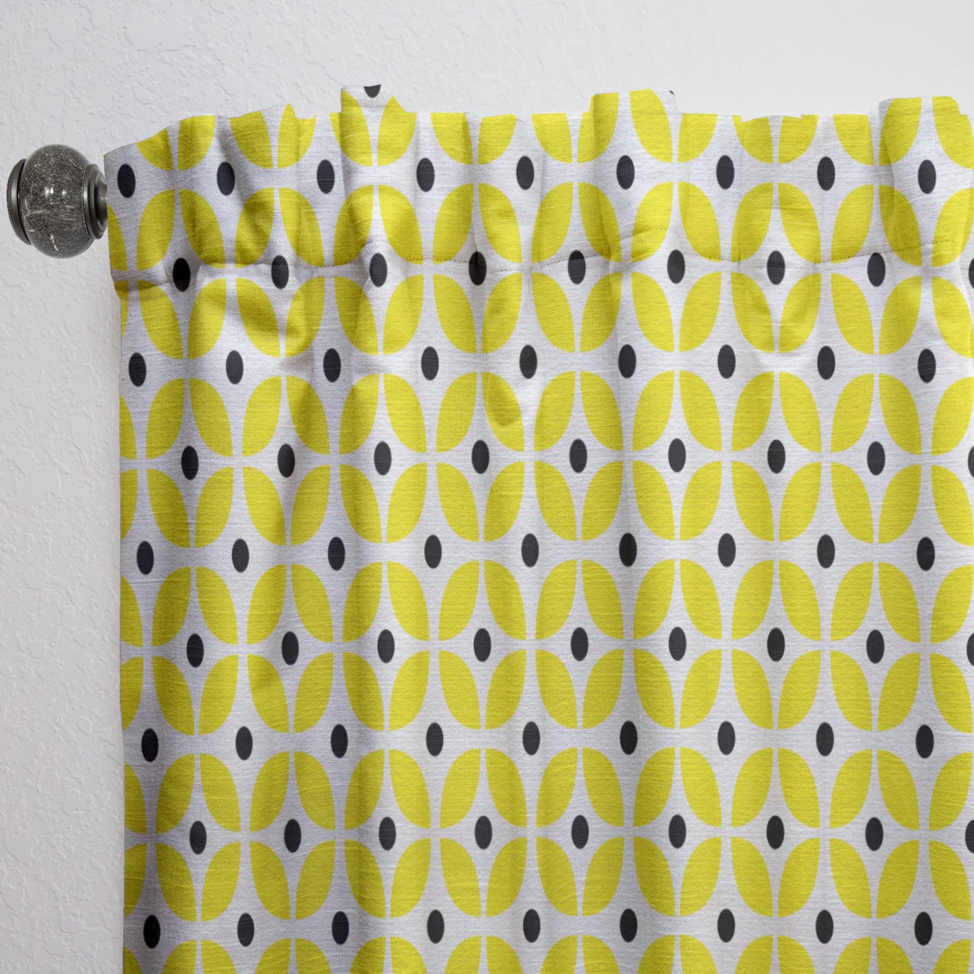 Retro Geometric Design Thermal Insulated Curtains - Single Panel 52x120 - Blackout Drapes for Bedroom & Living Room - Perfect for Home Decor & Light Control