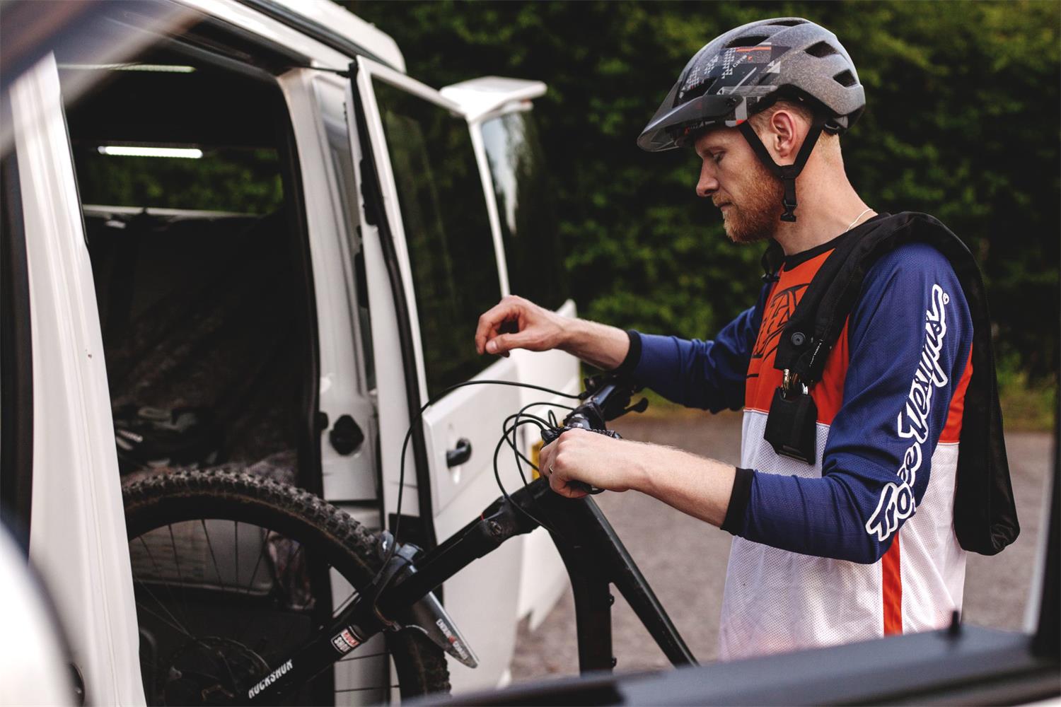 Hiplok Homie Silver Bike Lock - Secure Bicycle U-Lock for Outdoor Cycling, Commuting & Parking - Durable Anti-Theft Protection for Urban Riders