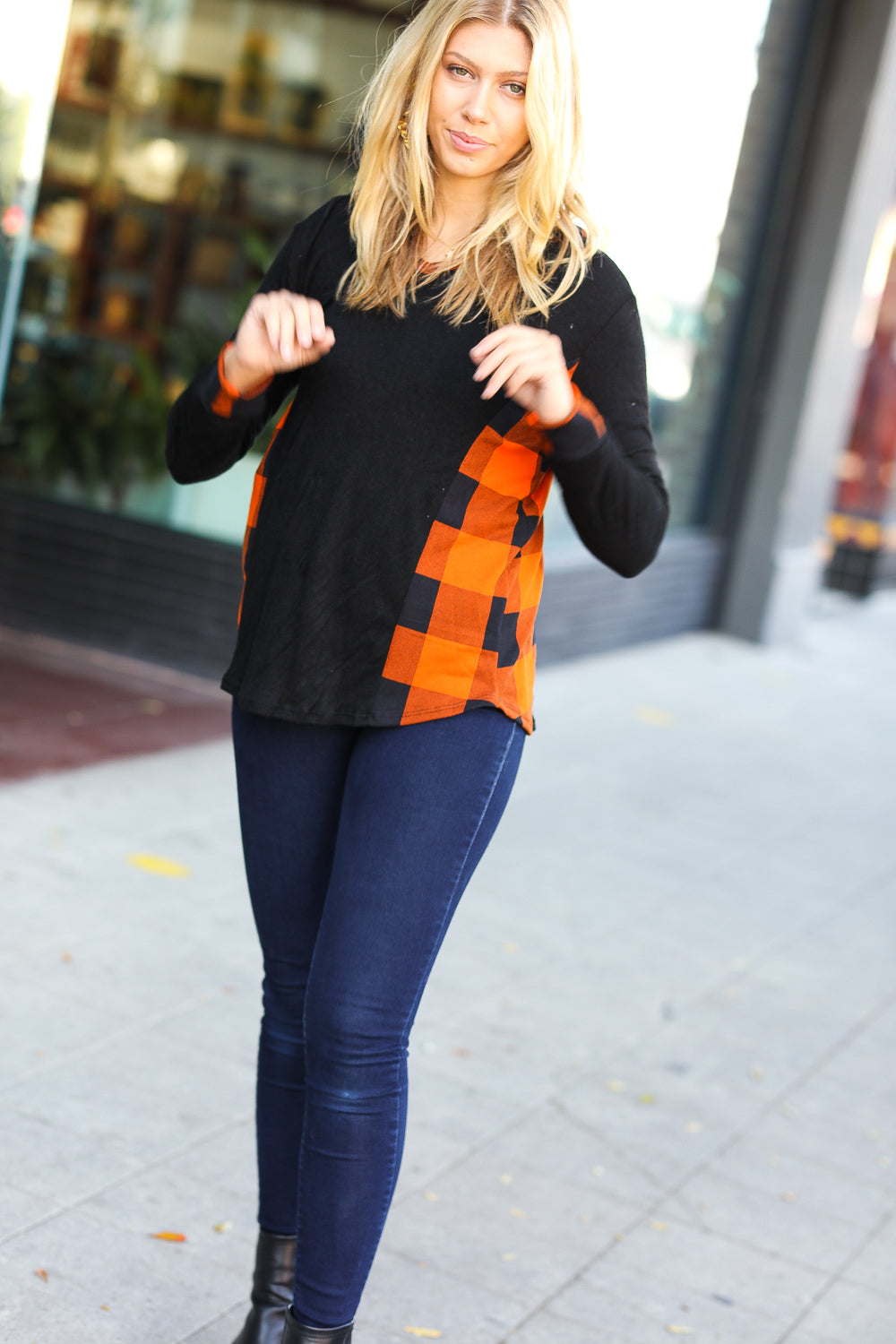 Black & Rust Plaid Hacci Knit Hoodie for Women - Cozy Fall Winter Pullover Sweatshirt - Casual Streetwear Outfit for Daily Wear, Travel & Outdoor Activities