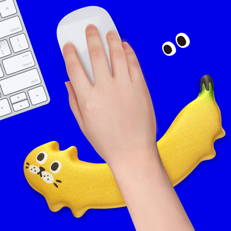YUNZII Banana Cat Keyboard Wrist Rest - Ergonomic Cute Cat-Shaped Wrist Support for Typing Comfort - Perfect for Gamers, Office Workers & Long Computer Sessions