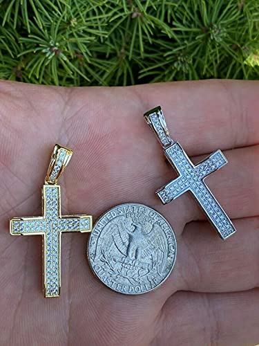 HarlemBling 925 Sterling Silver Iced Cross Pendant with 0.8ct D VVS Moissanite - 1