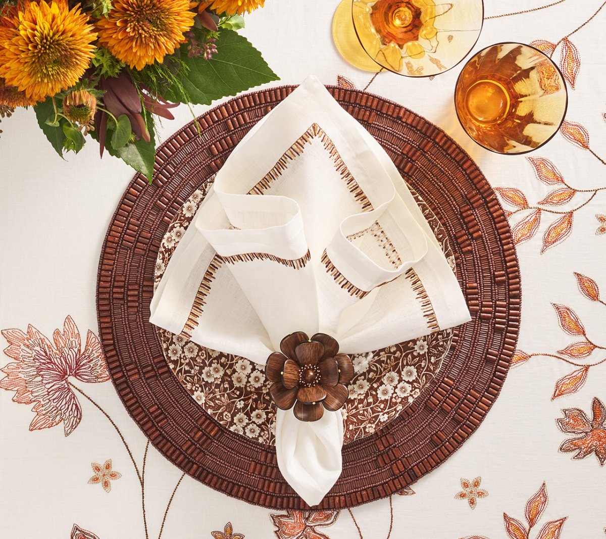 Premium Matrix Placemats Set of 2 - Non-Slip Heat Resistant Table Mats for Dining, Kitchen & Home Decor - Perfect for Everyday Meals, Parties & Holiday Gatherings