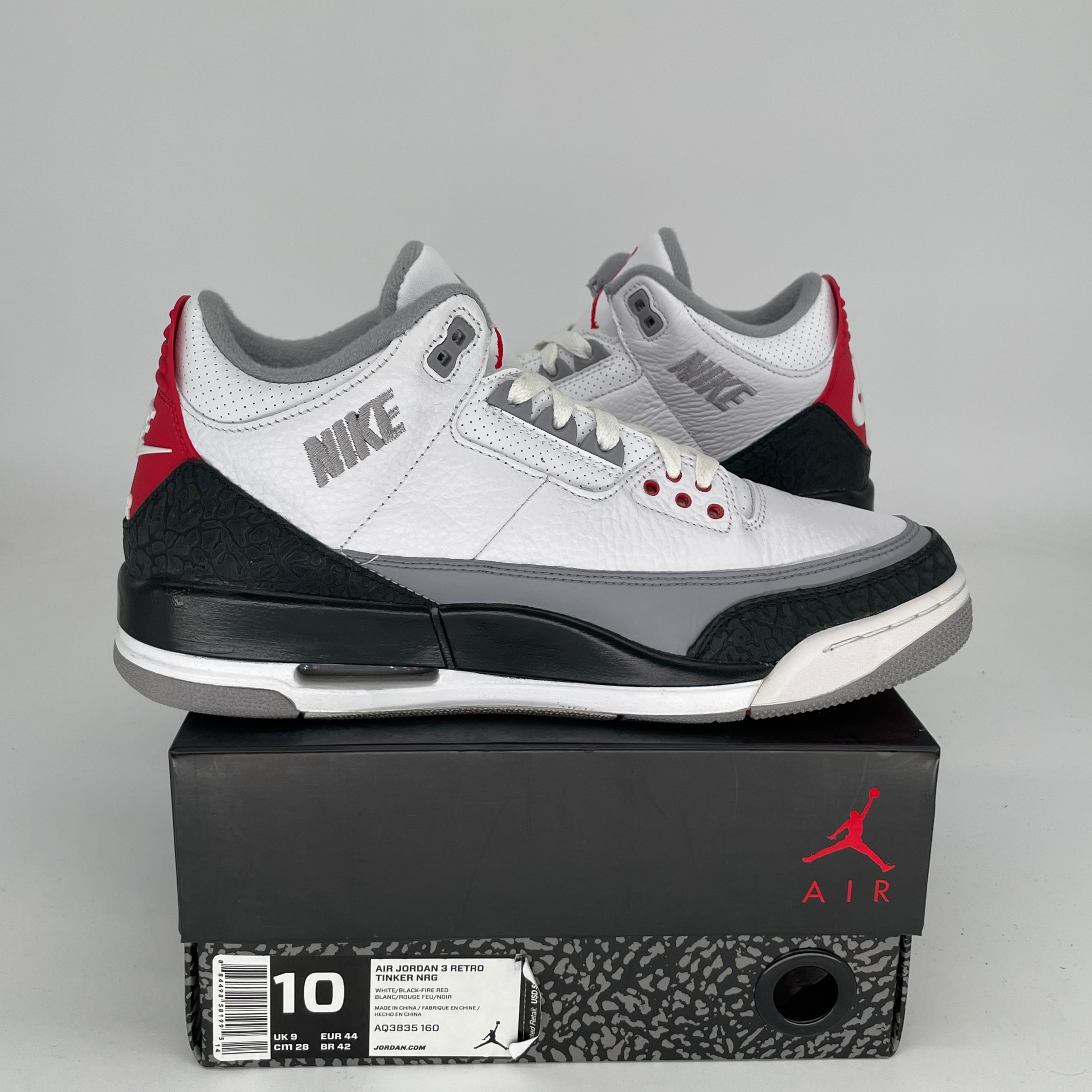 Original Title: AIR JORDAN 3 TINKER HATFIELD SIZE 10 AQ3835 160   Optimized Title: **Air Jordan 3 Retro Tinker Hatfield Men's Basketball Shoes Size 10 - AQ3835-160 | Authentic Sneakers for Sports & Streetwear Fashion**    **Usage Scenarios:** Perfect for basketball games, gym workouts, casual streetwear, and sneaker collections.