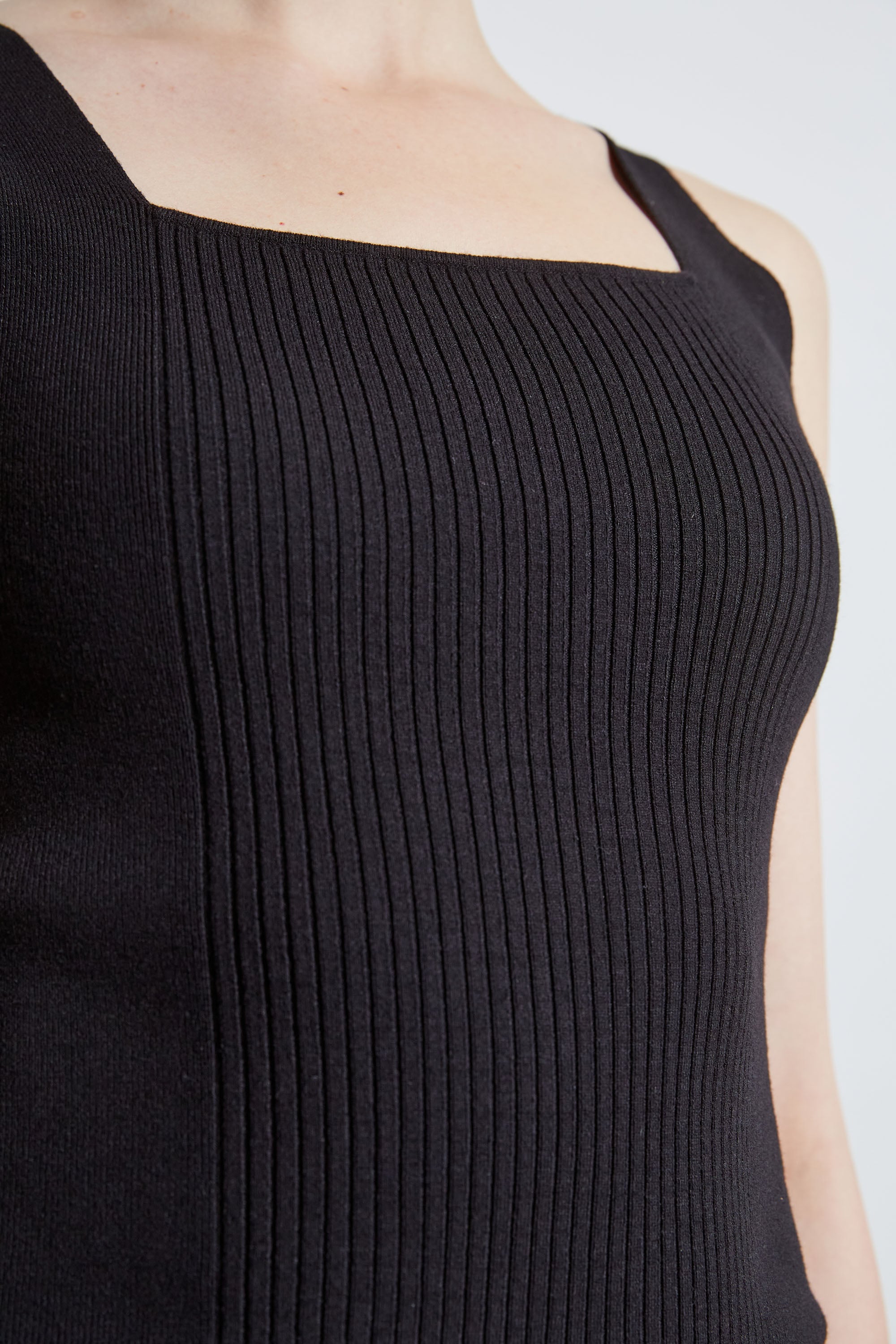 Rib Detail Sweater Tank Top for Women - Soft Knit Casual Sleeveless Pullover - Perfect for Layering, Summer Outfits & Office Wear