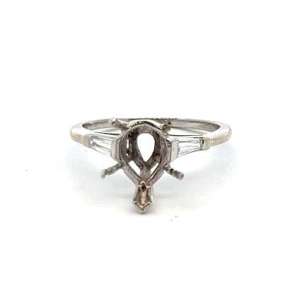 A Timeless Promise: The Story of Emma and Her Dream Ring
