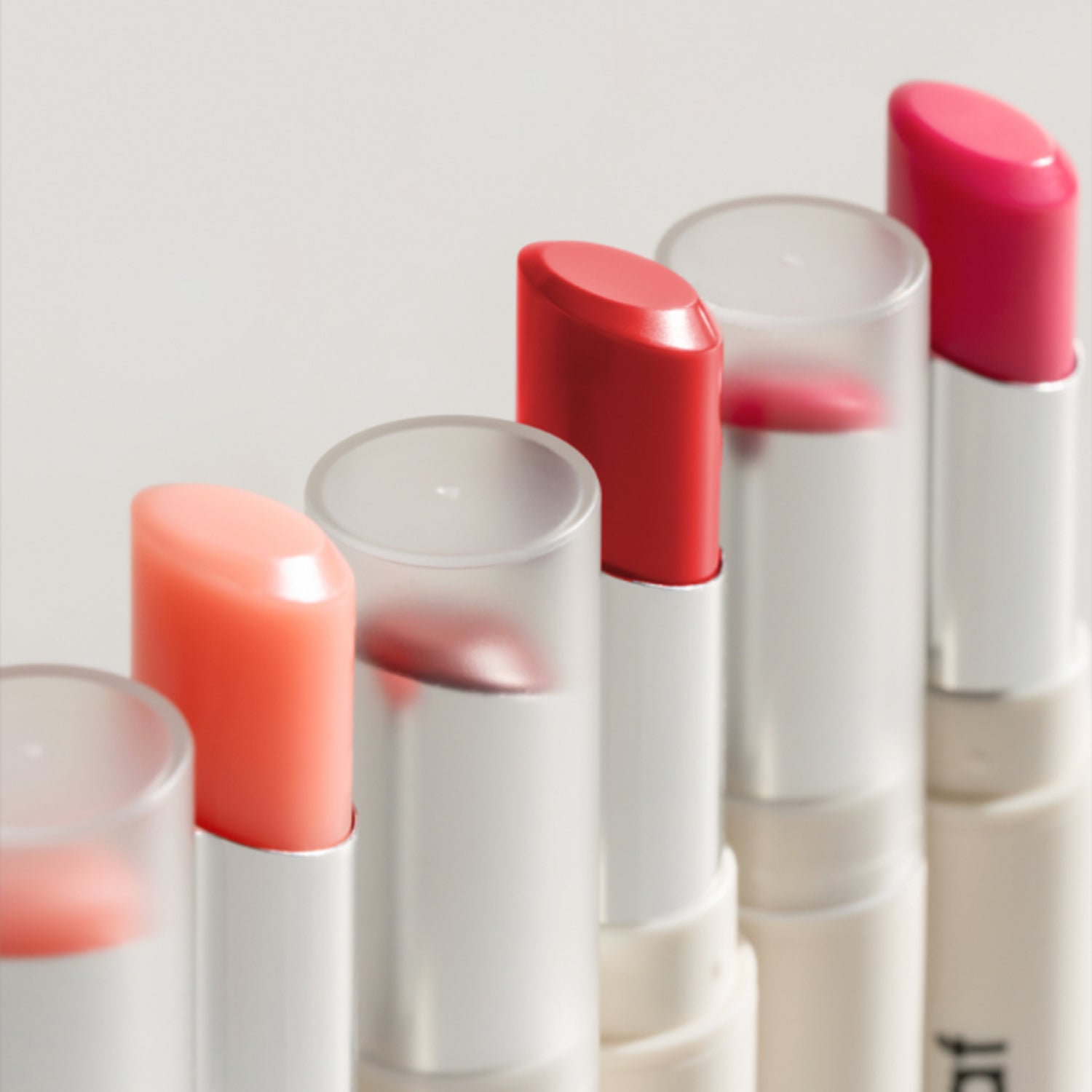 De:maf Glossy Lip Balm Set - 3g (3 Colors) for Hydration & Shine - Perfect for Daily Moisturizing, Makeup Looks & On-The-Go Use