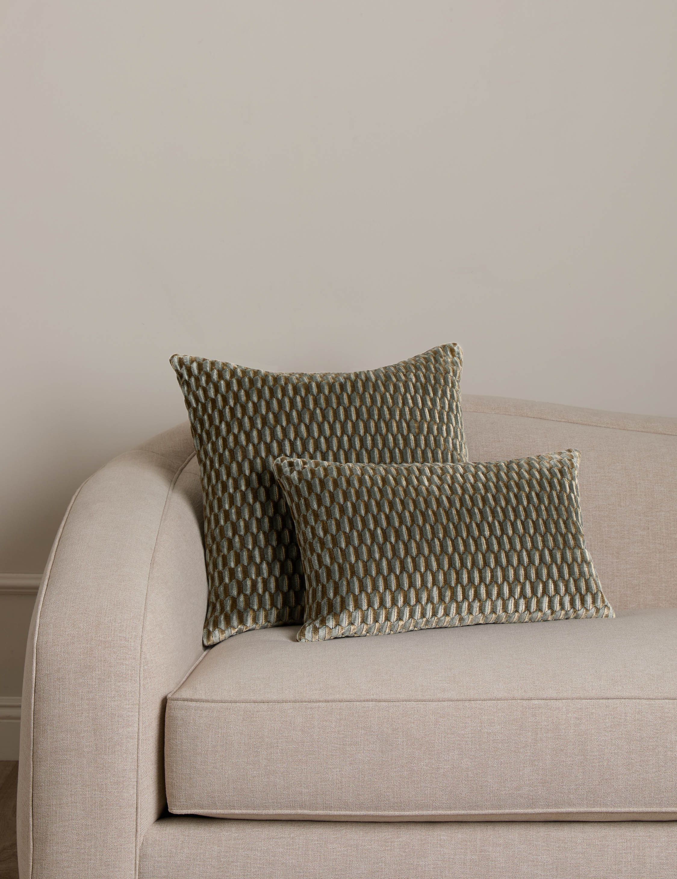 Scalamandre Allegra Velvet Pillow - Luxurious Soft Decorative Throw Pillow for Sofa, Bed & Couch - Perfect for Living Room, Bedroom & Home Decor