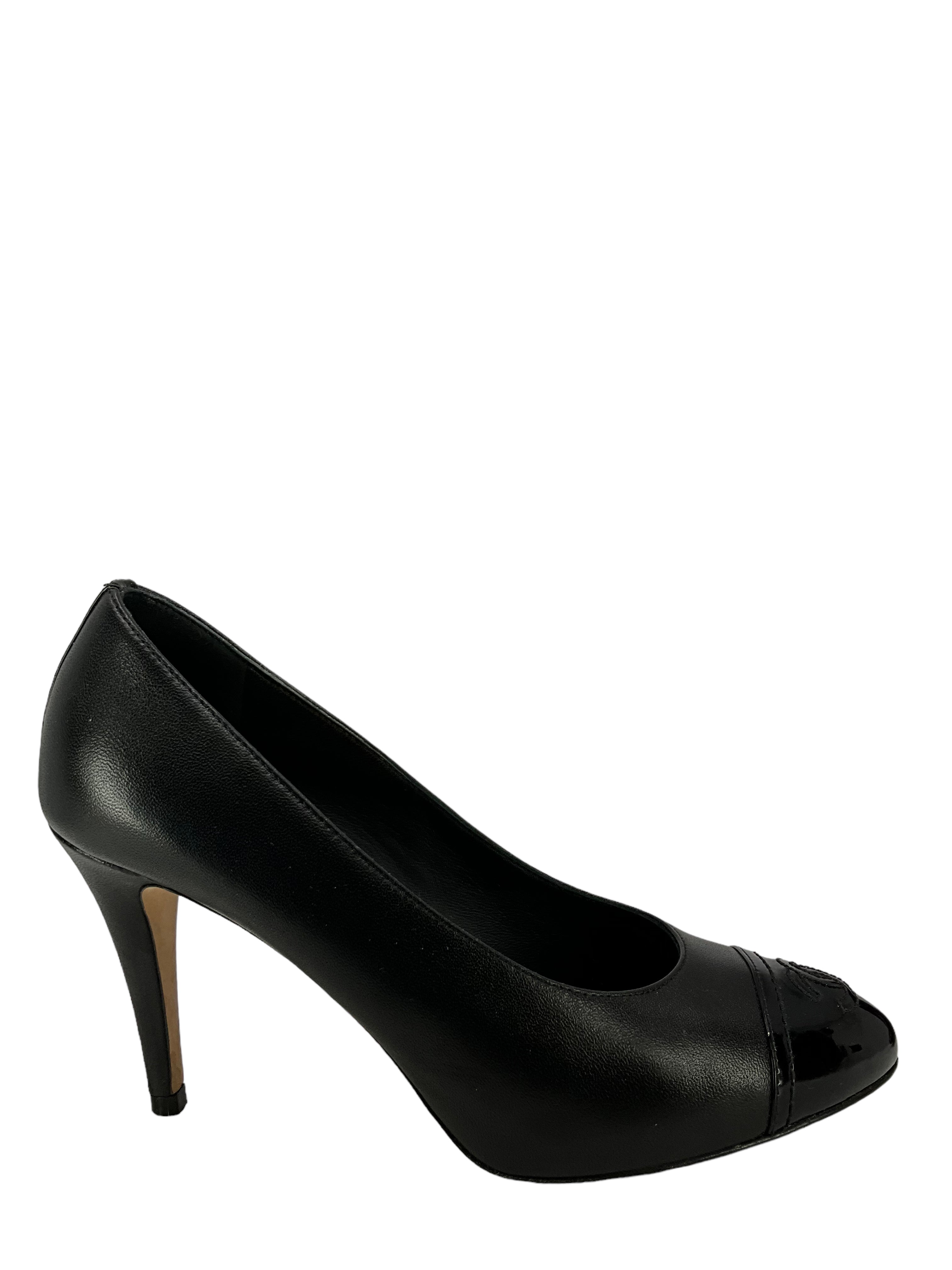 Chanel Black Lambskin Pumps with Patent Leather CC Logo - Women's Size 6.5 (US) - Luxury High Heels for Evening Parties, Weddings & Formal Events