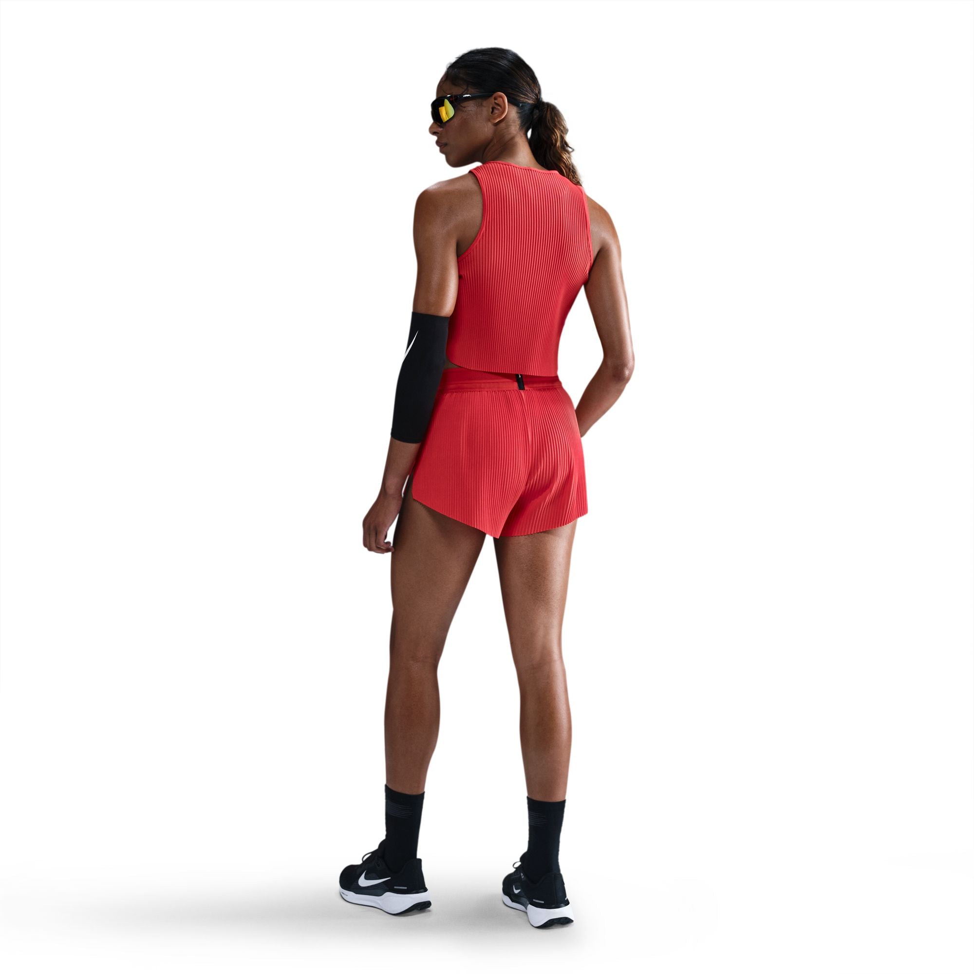 AeroSwift Women's Dri-FIT ADV Cropped Running Tank Top - Lightweight Moisture-Wicking Workout Shirt for Running & Gym (696 LT Crimson/Black) - Perfect for Yoga, Jogging & Fitness Training