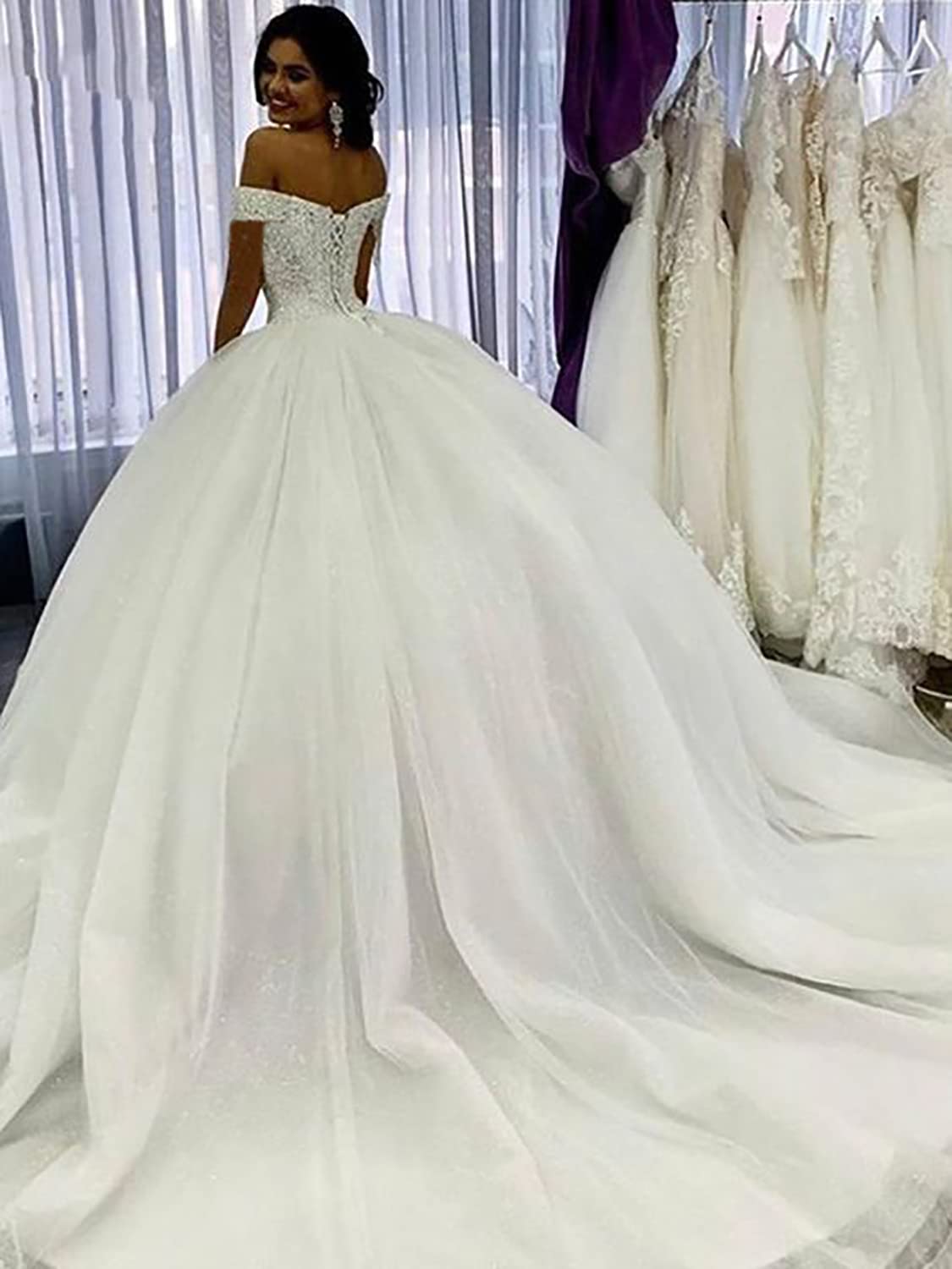 Elegant Off-Shoulder Princess Lace Wedding Ball Gown with Sweetheart Neckline & Long Train - Perfect for Bridal Ceremonies, Formal Events & Fairy-Tale Weddings