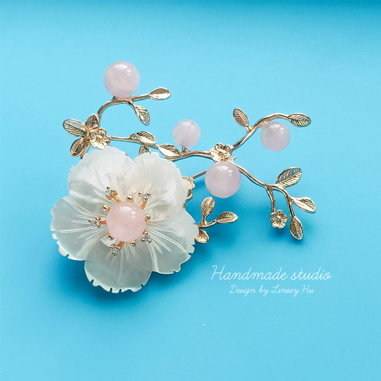 Elegant Crystal & Rhinestone Flower Brooches for Women - Pink Blossom Fashion Jewelry Pin | Perfect Gift for Birthday, Party, Wedding & New Year | Wear with Dresses, Coats, Scarves & Hats for Stylish Look