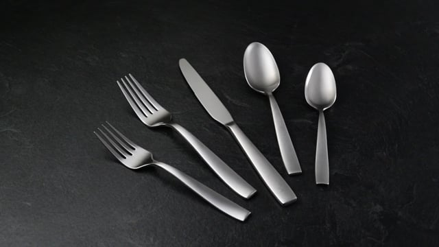 Everdine 20-Piece Stainless Steel Flatware Set - Knives, Forks & Spoons for 4 - Elegant Dining Silverware for Home, Restaurant & Wedding - Dishwasher Safe Cutlery Set
