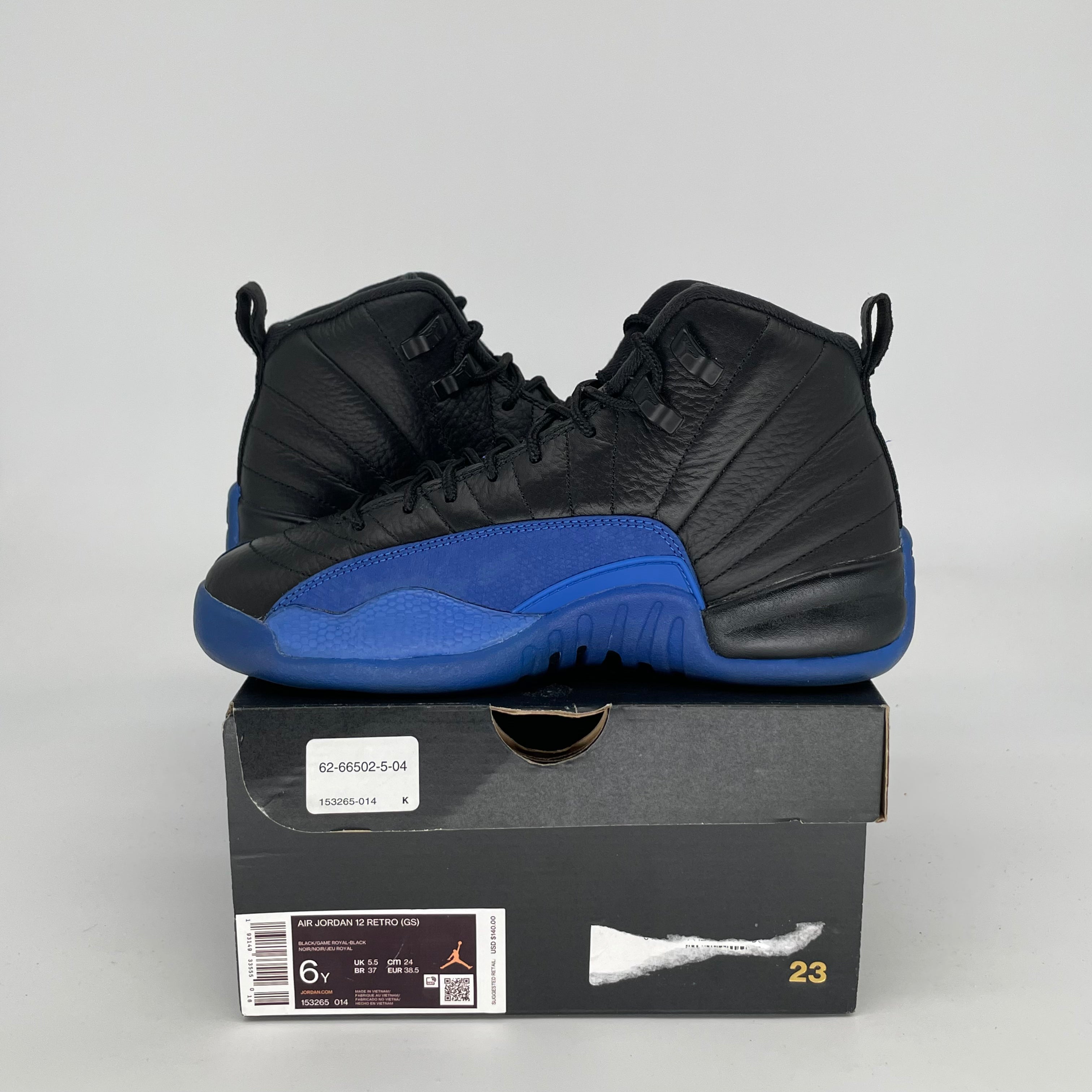 Original Title: AIR JORDAN 12 BLACK GAME ROYAL SIZE 6/7.5W 153265 014   Optimized Title: **Air Jordan 12 Retro 'Black Game Royal' Basketball Shoes - Women's Size 6/7.5W (Style 153265-014) - Perfect for Casual Wear & Street Fashion**