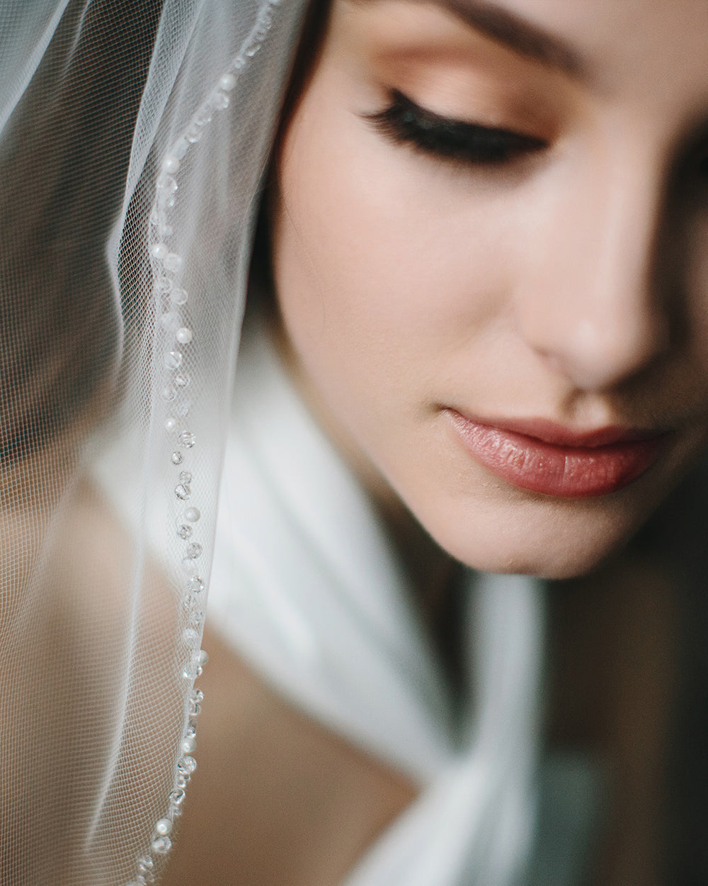 Mariah Pearl & Crystal Veil Bridal Headpiece - Elegant Wedding Hair Accessories for Bride, Bridesmaids & Special Occasions | Perfect for Weddings, Prom, Quinceañera & Formal Events
