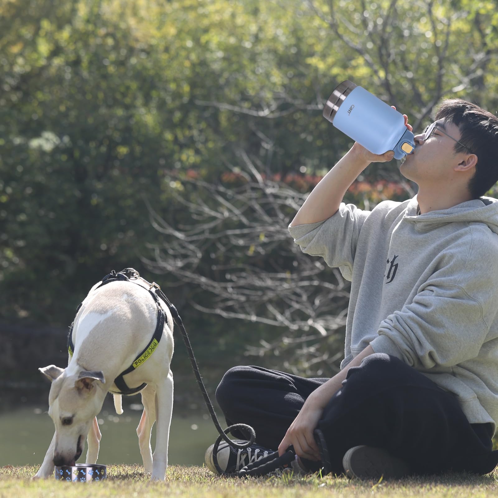 **GiNT 37oz Insulated Stainless Steel Dog Water Bottle with Portable Bowl & Carrying Case – Leak-Proof Travel Water Dispenser for Dogs, Pets & Humans – Perfect for Hiking, Camping, and Daily Walks**