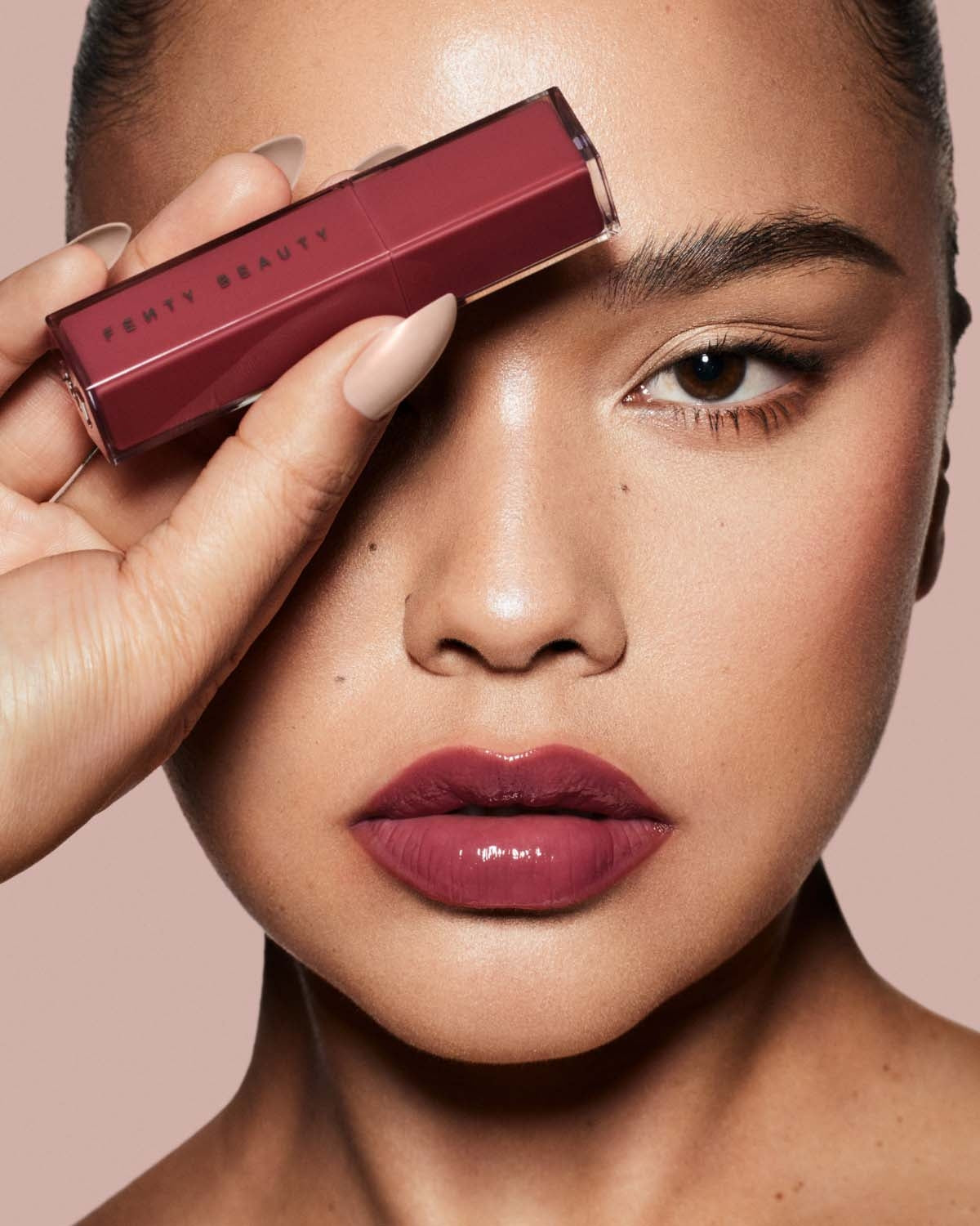 Rihanna Fenty Beauty Gloss Bomb Universal Lip Luminizer - High Shine Lip Gloss Stick, Hydrating & Non-Sticky, Vegan & Cruelty-Free - Perfect for Everyday Wear, Date Night & Special Occasions