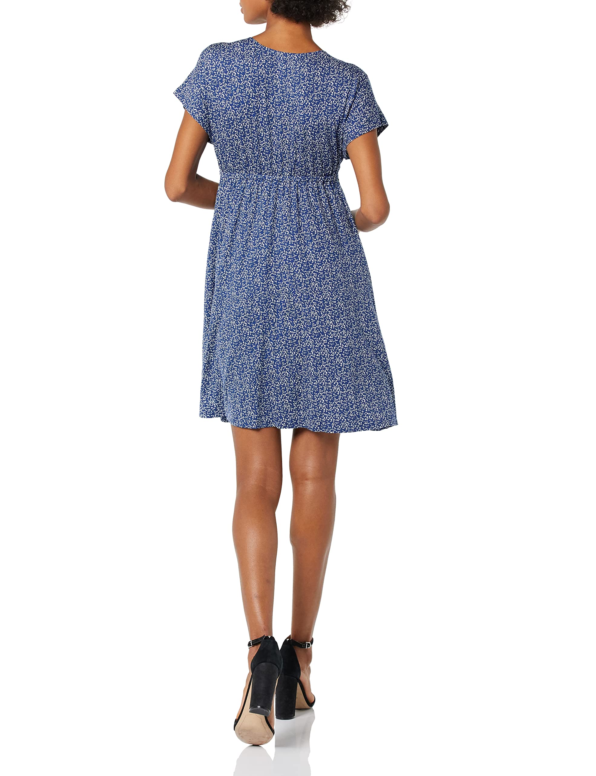 Amazon Essentials Women's Surplice Dress - Flattering Wrap Style, Plus Size Options (S-XL) | Perfect for Office Wear, Date Nights & Summer Vacations