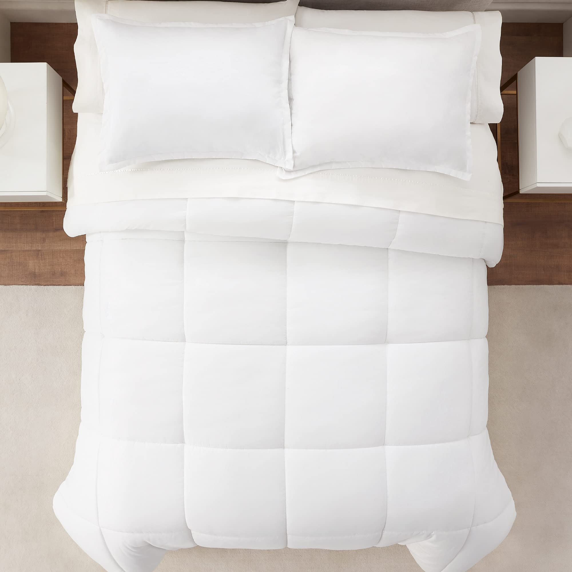 SERTA Simply Clean Ultra Soft Hypoallergenic 3-Piece Comforter Set - Full/Queen Size, White - Breathable Bedding for Allergies & Sensitive Skin - Perfect for Master Bedroom, Guest Room & Dorm