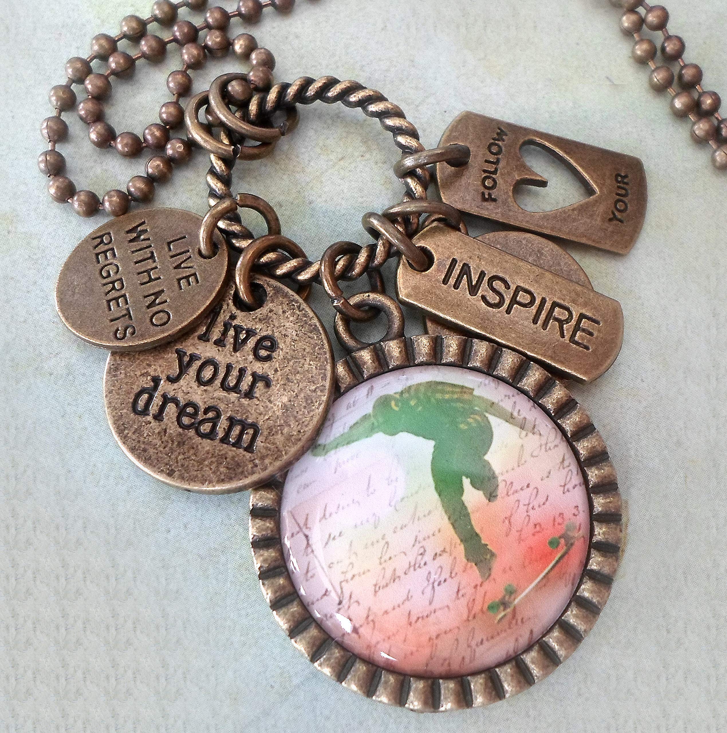 Stylish Unisex Fencing Keychain - Durable Backpack Clip & Necklace Accessory for Sports Enthusiasts | Motivational 'Live Your Dream' Design - Perfect for Athletes, Gifts & Everyday Carry