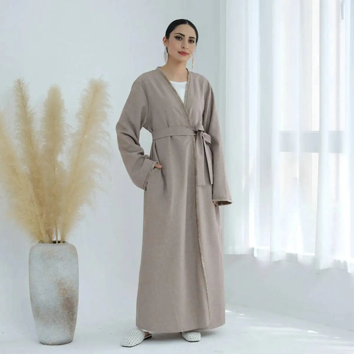 Elegant Tassel Edge Cardigan Open Abaya Dress - Stylish Muslim Women's Outerwear for Prayer, Modest Fashion & Special Occasions