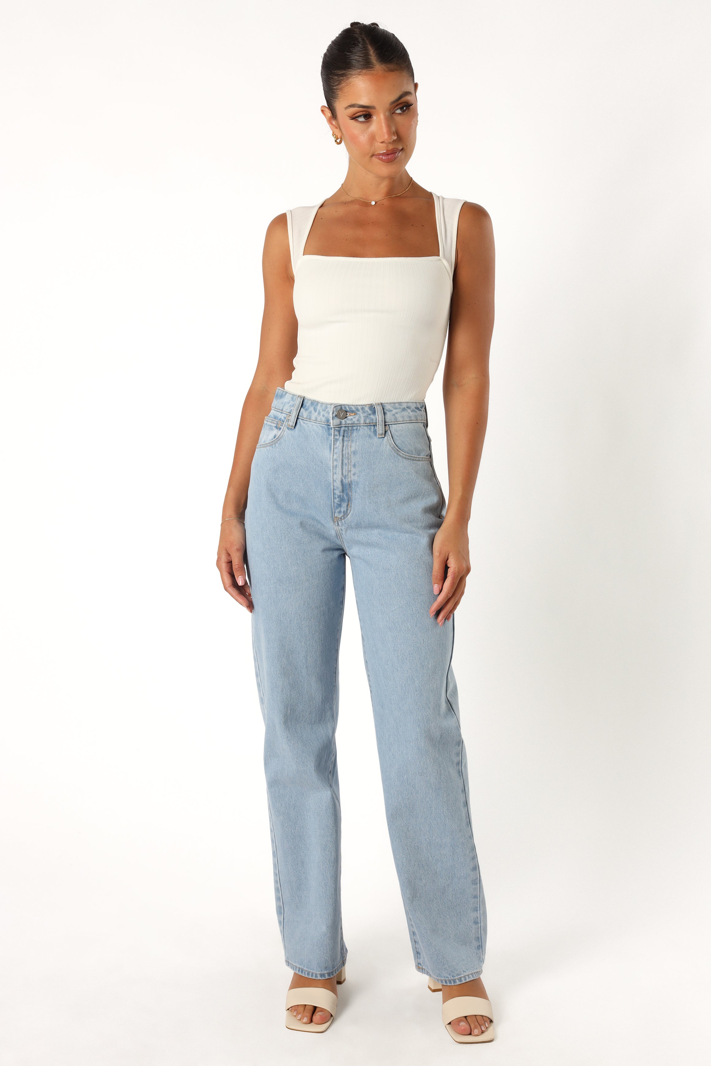Abrand Carrie Jeans - High Waist Slim Fit Stretch Denim Pants for Women | Perfect for Casual Wear, Office & Date Night Outfits