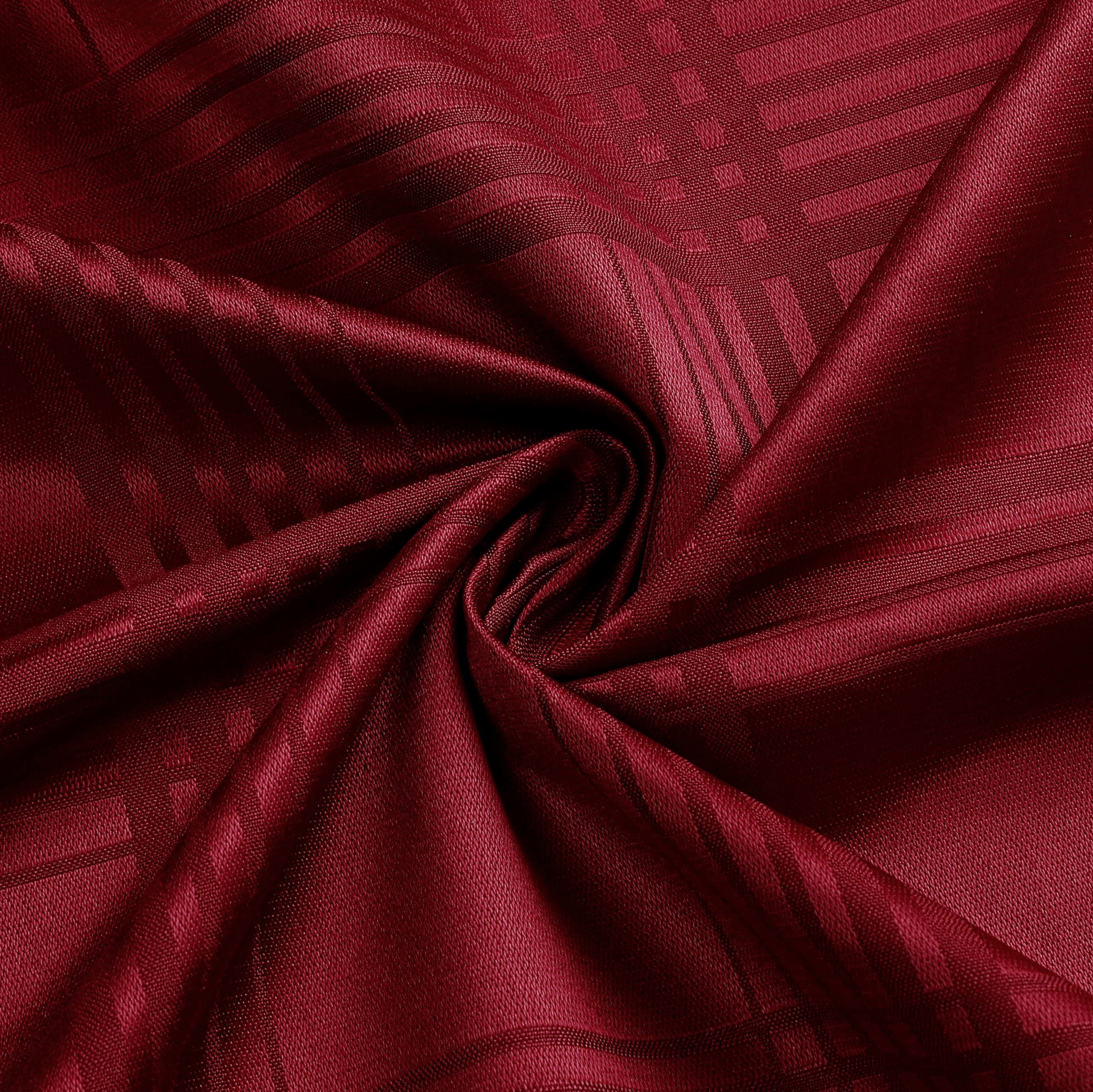 60 Inch Round Washable Polyester Tablecloth - Red Plaid Checkered Table Cover for Kitchen & Dining Room | Reusable, Fits Round Tables | Perfect for Parties, Holidays & Everyday Dining