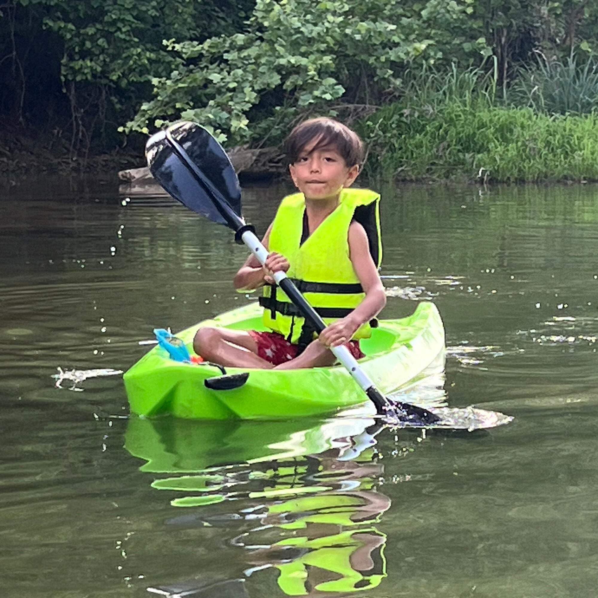 **Kids Kayak Paddle for River Tubing, Lakes & Streams | Lightweight Double-Sided Oars for Young Paddlers | Perfect for Water Adventures, Family Trips & Outdoor Exploration**