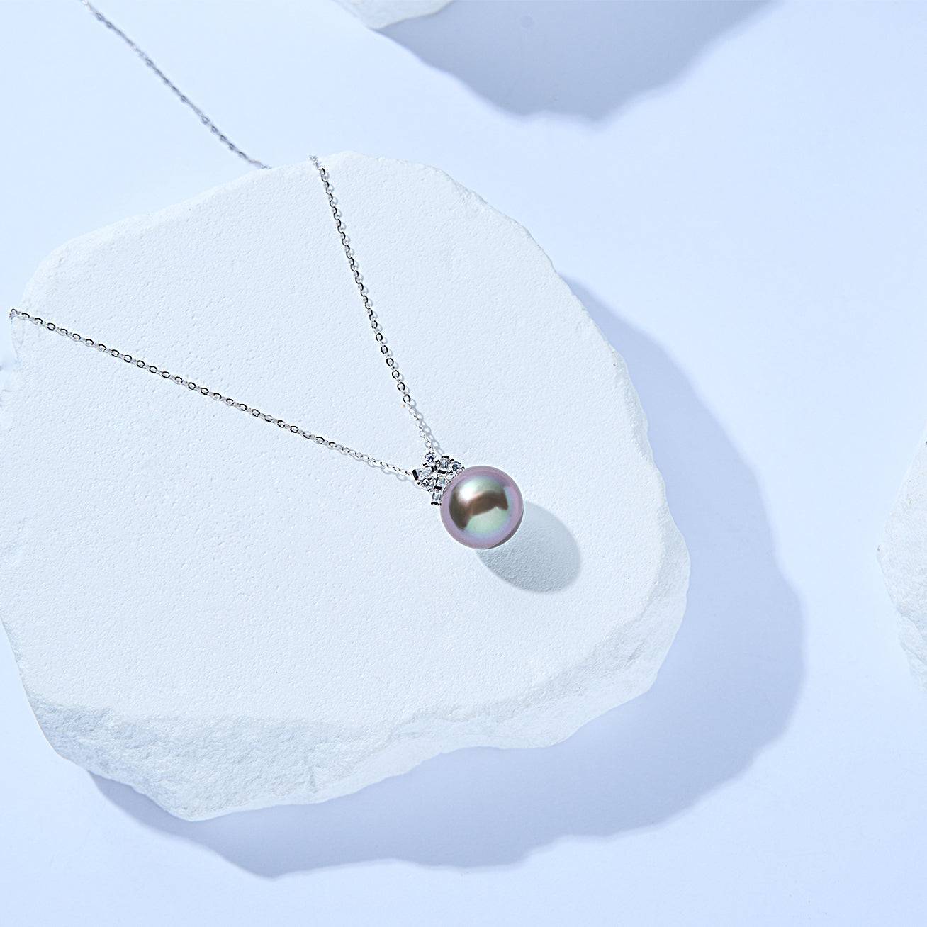 18K Solid Gold Tahitian Pearl Necklace for Women - Luxury Saltwater Pearl Jewelry Gift for Anniversary, Wedding & Special Occasions