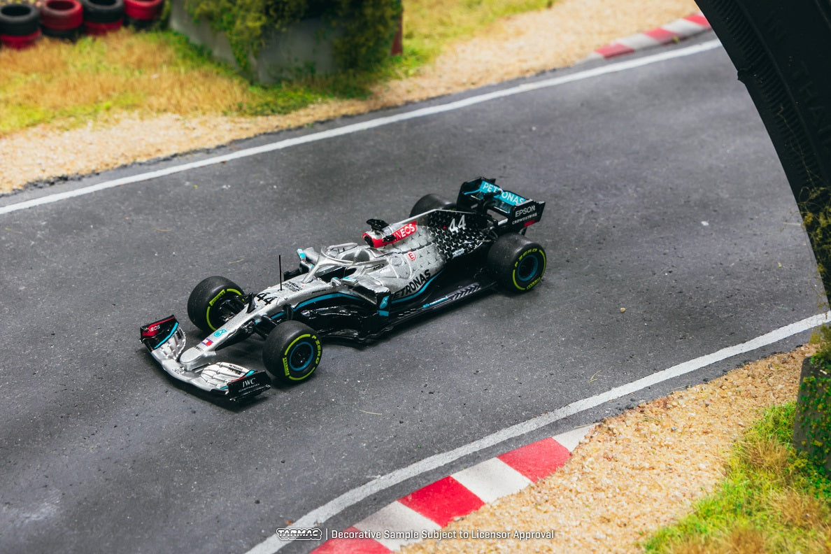 Tarmac Works 1:64 Scale Mercedes AMG F1 W11 EQ Performance Diecast Model Car - Lewis Hamilton 2020 Barcelona Preseason Testing Edition | F1 Collectible, Display Piece for Racing Fans & Model Enthusiasts