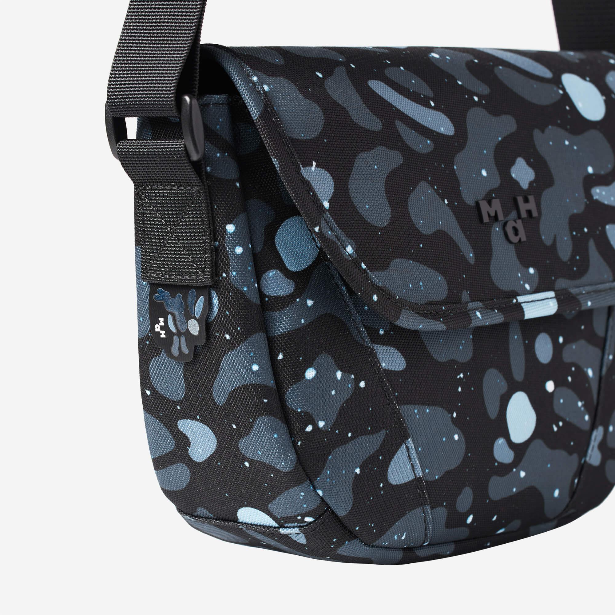Stylish Young Cross Shuttle Backpack | Bunny Flight Design School Bag for Boys & Girls - Perfect for School, Travel & Daily Use