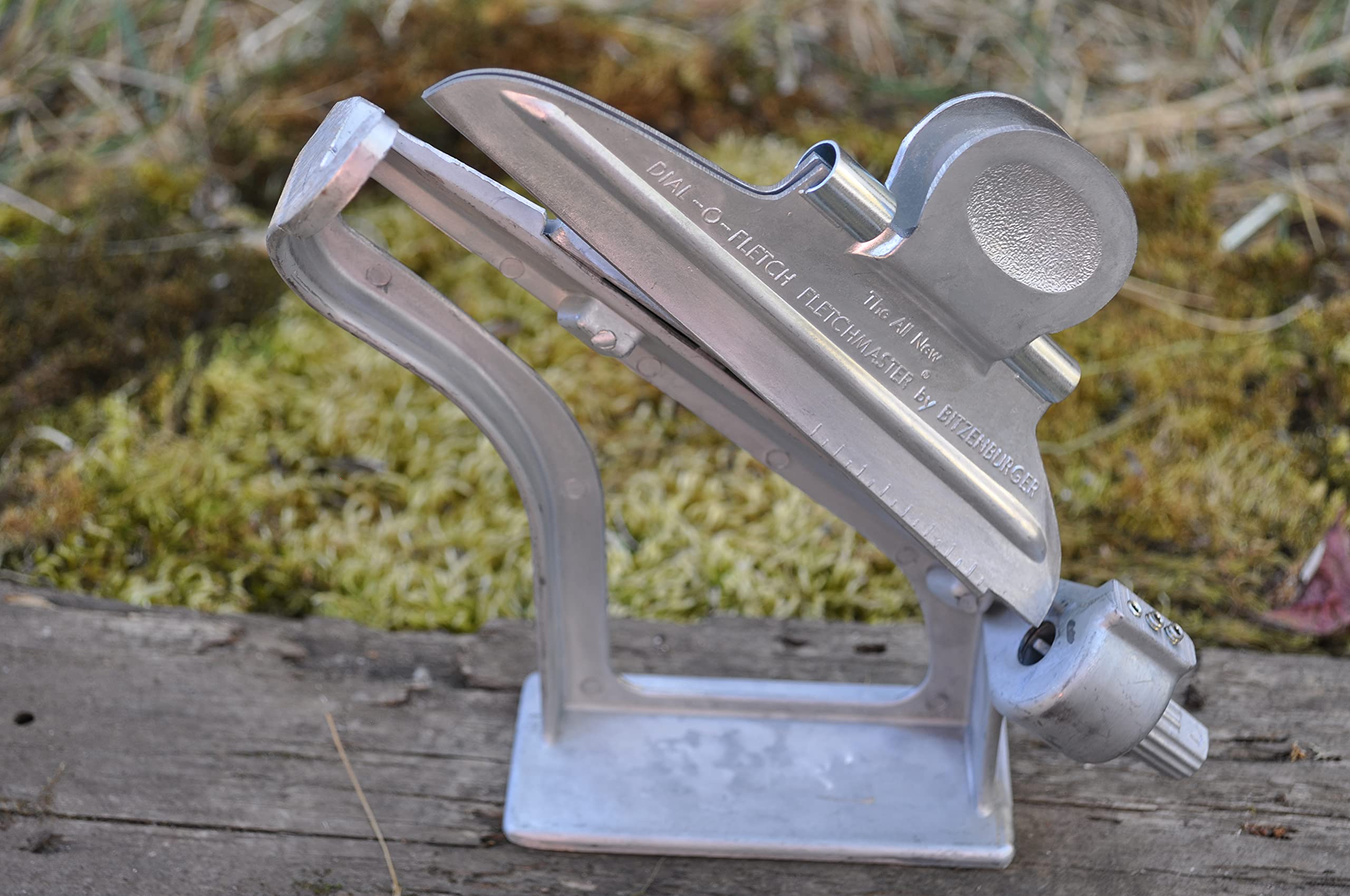 Bitzenburger Dial-O-Fletch Left Hand Arrow Fletching Jig Tool for Archery - Perfect for DIY Arrow Building and Bowhunting Accessories
