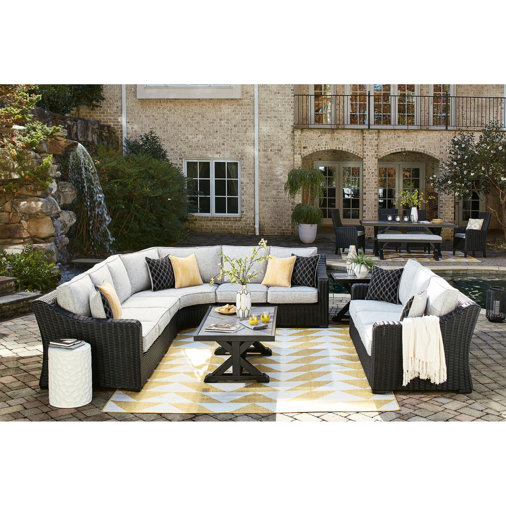 Beachcroft 4-Piece Outdoor Modular Sectional Sofa Set - Water-Resistant Patio Furniture for Backyard, Poolside & Garden Relaxation