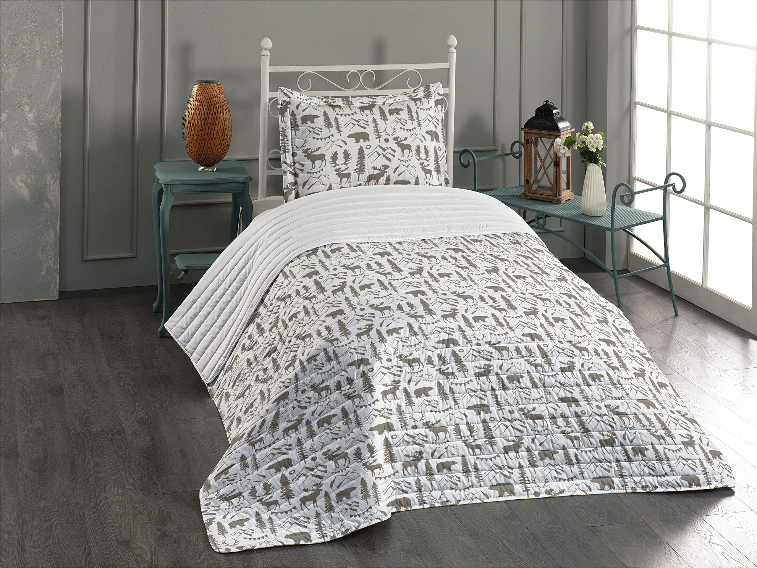 Ambesonne Northwoods Microfiber Bedspread Set - Forest Wildlife Theme with Bear, Moose, Trees & Mountains - Soft Twin Size Bedding Set with Pillow Sham & Comforter in Taupe & White - Perfect for Cabin, Lodge & Nature-Themed Bedrooms