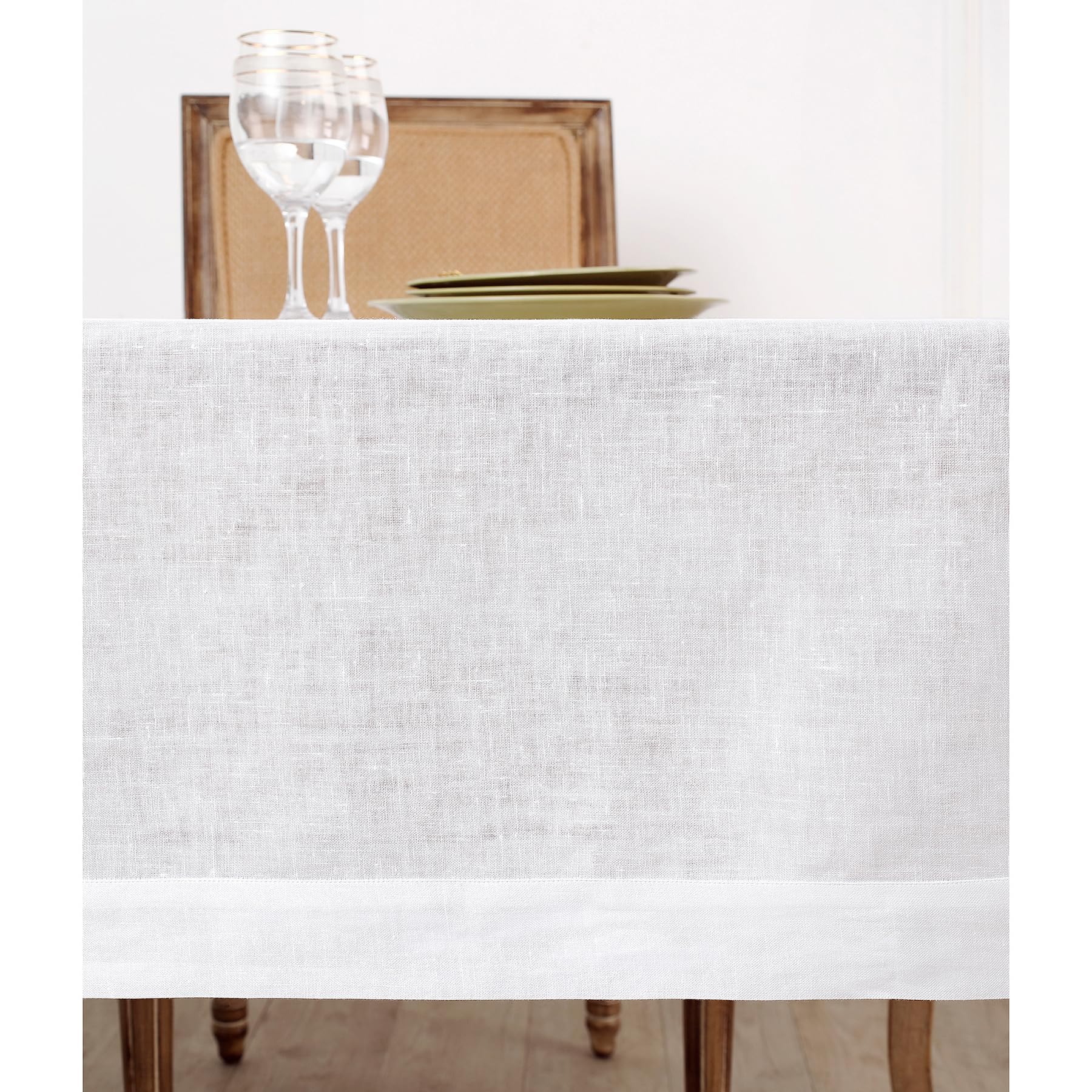 Solino Home 100% Pure Linen Tablecloth 60 x 132 Inches - Premium White Rectangle Table Cloth for Dining, Wedding & Party Decor - Machine Washable Linen Fabric for Easter, Mother's Day & Spring Celebrations - Perfect for Formal Dinners, Holiday Gatherings & Special Occasions