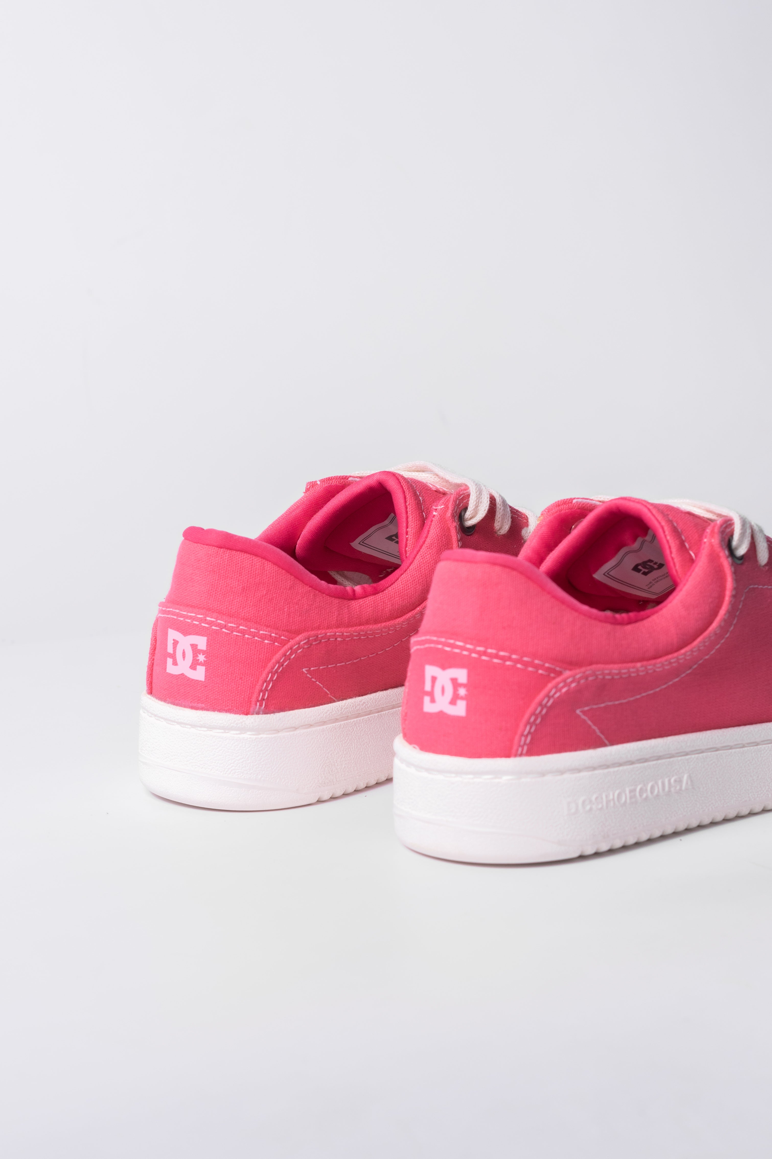 DC Coral Crisis TX SS Skate Shoes for Men - Lightweight & Durable Sneakers for Skateboarding, Streetwear, and Casual Wear