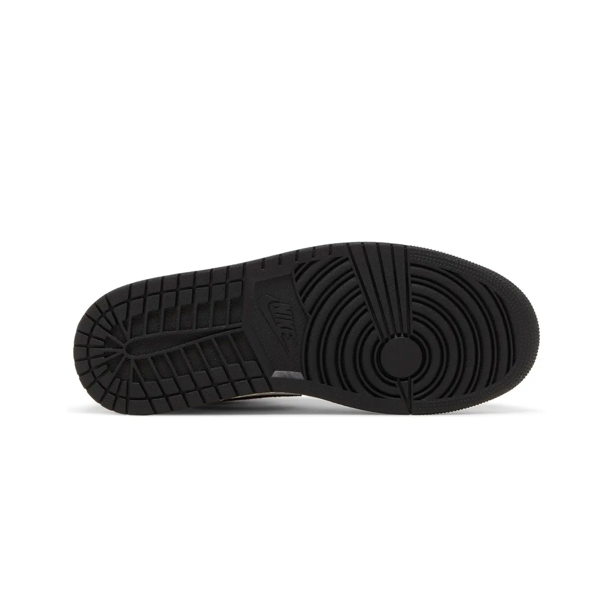 Air Jordan 1 Retro High OG 'Skyline' 2023 Edition - Authentic Nike Basketball Shoes for Men - Perfect for Streetwear, Sneaker Collecting & Casual Fashion