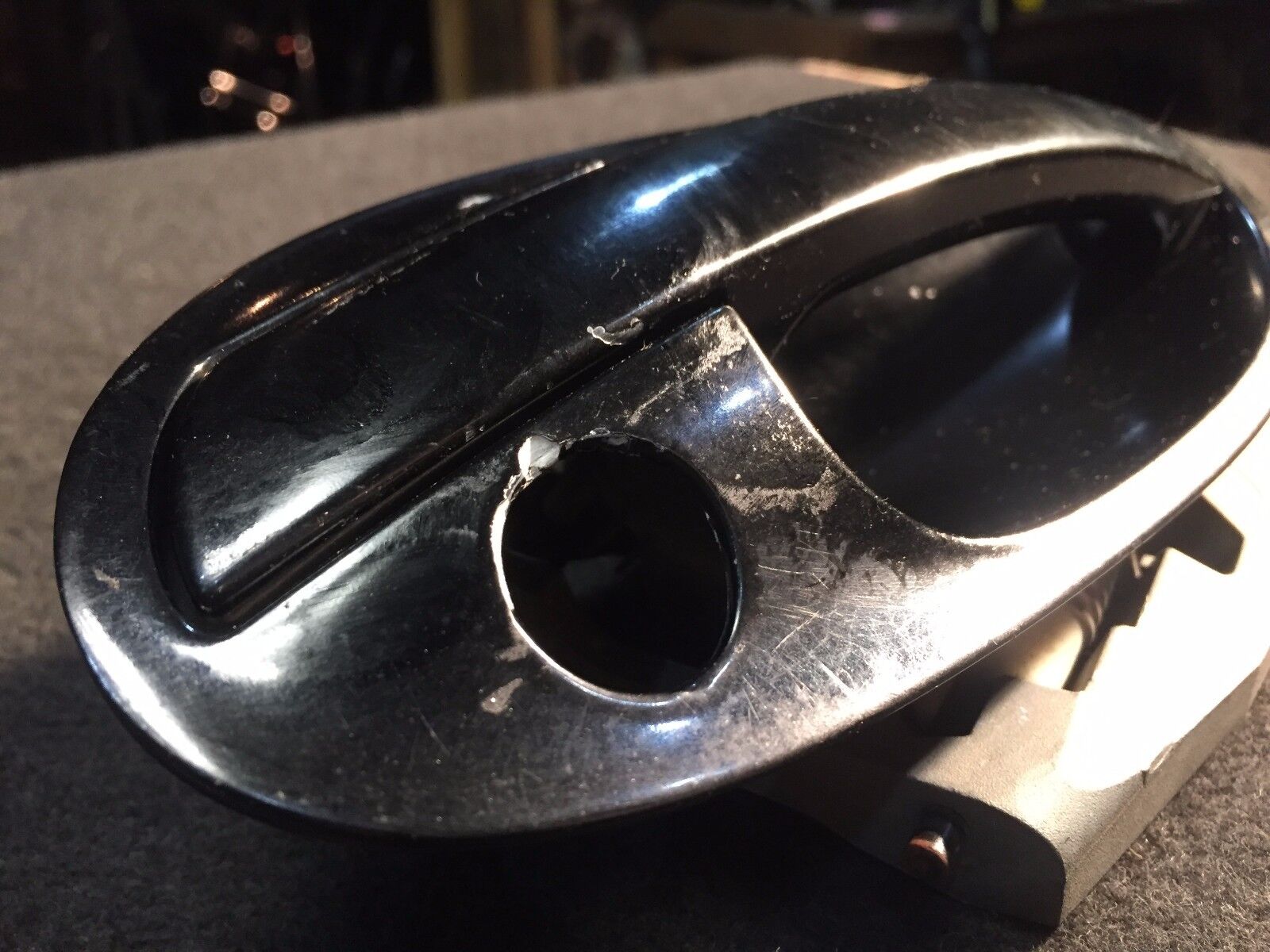 2002-2005 BMW E65 Front Left Driver Side Exterior Door Handle Replacement - OEM Quality for Smooth Door Operation & Enhanced Vehicle Appearance