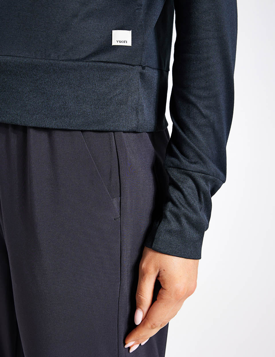 Daydream Crew Black Heather T-Shirt - Soft Cotton Comfort for Casual Wear & Everyday Outfits