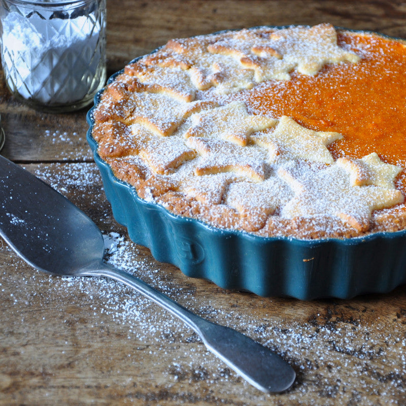 Emile Henry Round Deep Flan Dish - Premium Ceramic Baking Dish for Quiche, Tarts & Desserts - Perfect for Home Baking & Entertaining