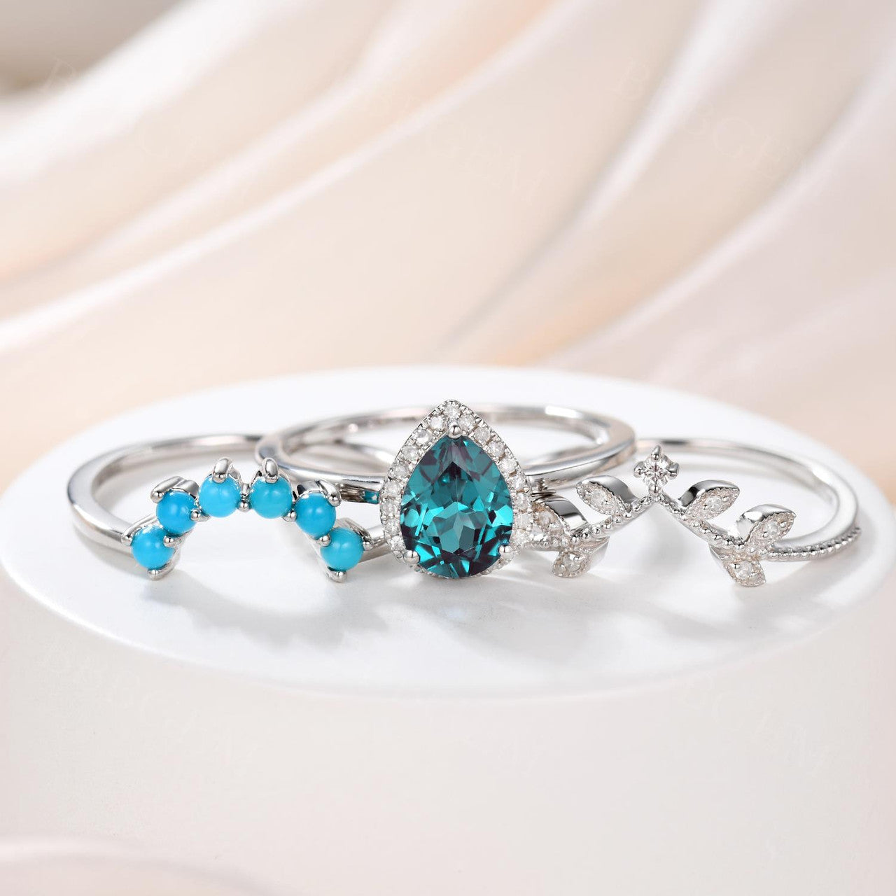 Vintage Pear Shaped Alexandrite Engagement Ring Set with Leaf Diamond & Turquoise Accents - Perfect for Weddings, Anniversaries & Romantic Proposals