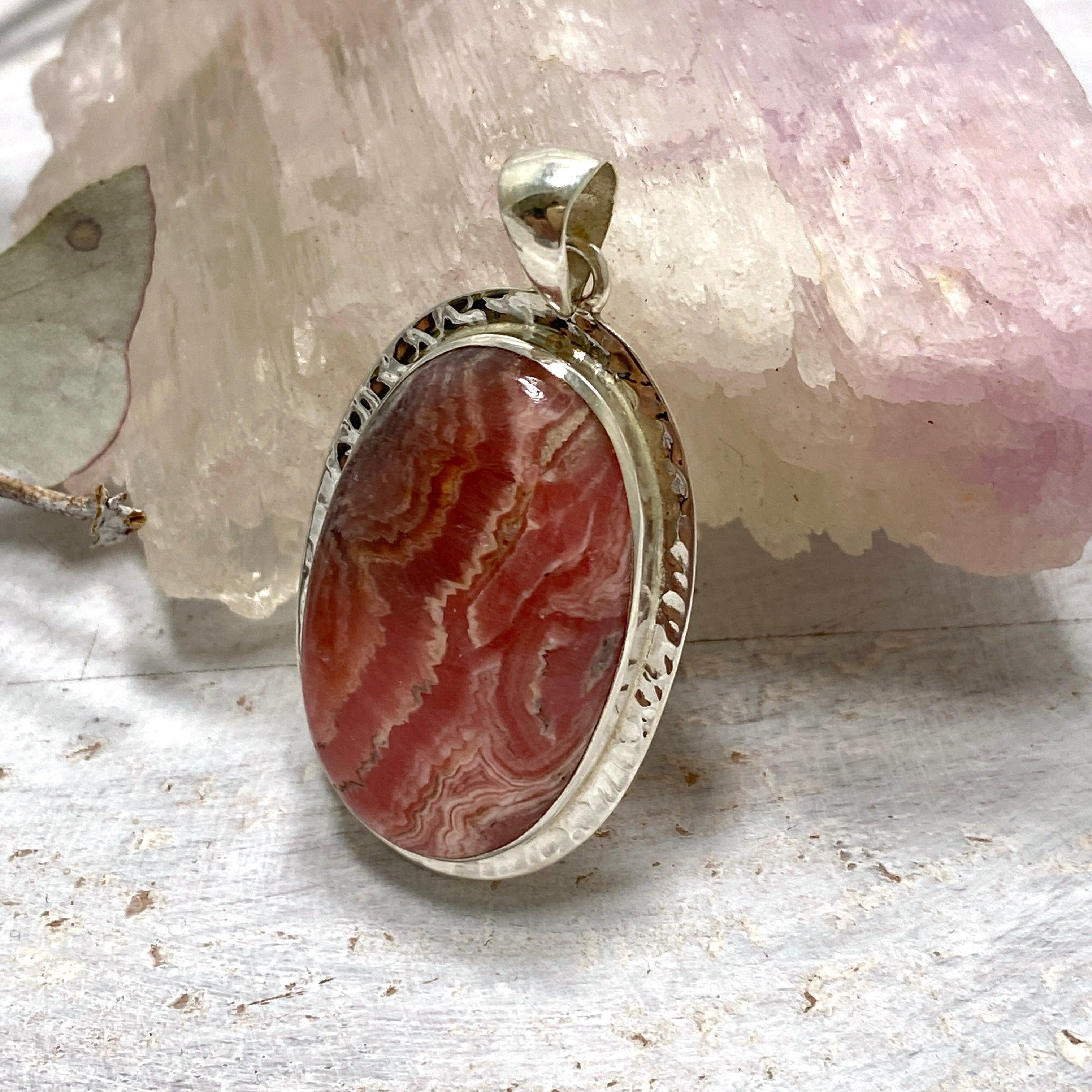Rhodochrosite Oval Pendant Necklace KPGJ3237 - Elegant Gemstone Jewelry for Women, Perfect for Gifts & Special Occasions