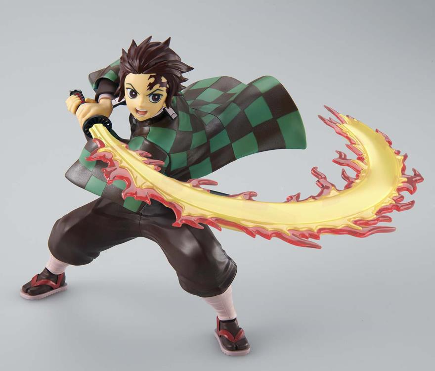 Bandai Demon Slayer Kimetsu no Yaiba Tanjiro Kamado Hinokami Kagura Ver. Action Figure Model Kit - Anime Collectible for Fans, Display & Cosplay Props